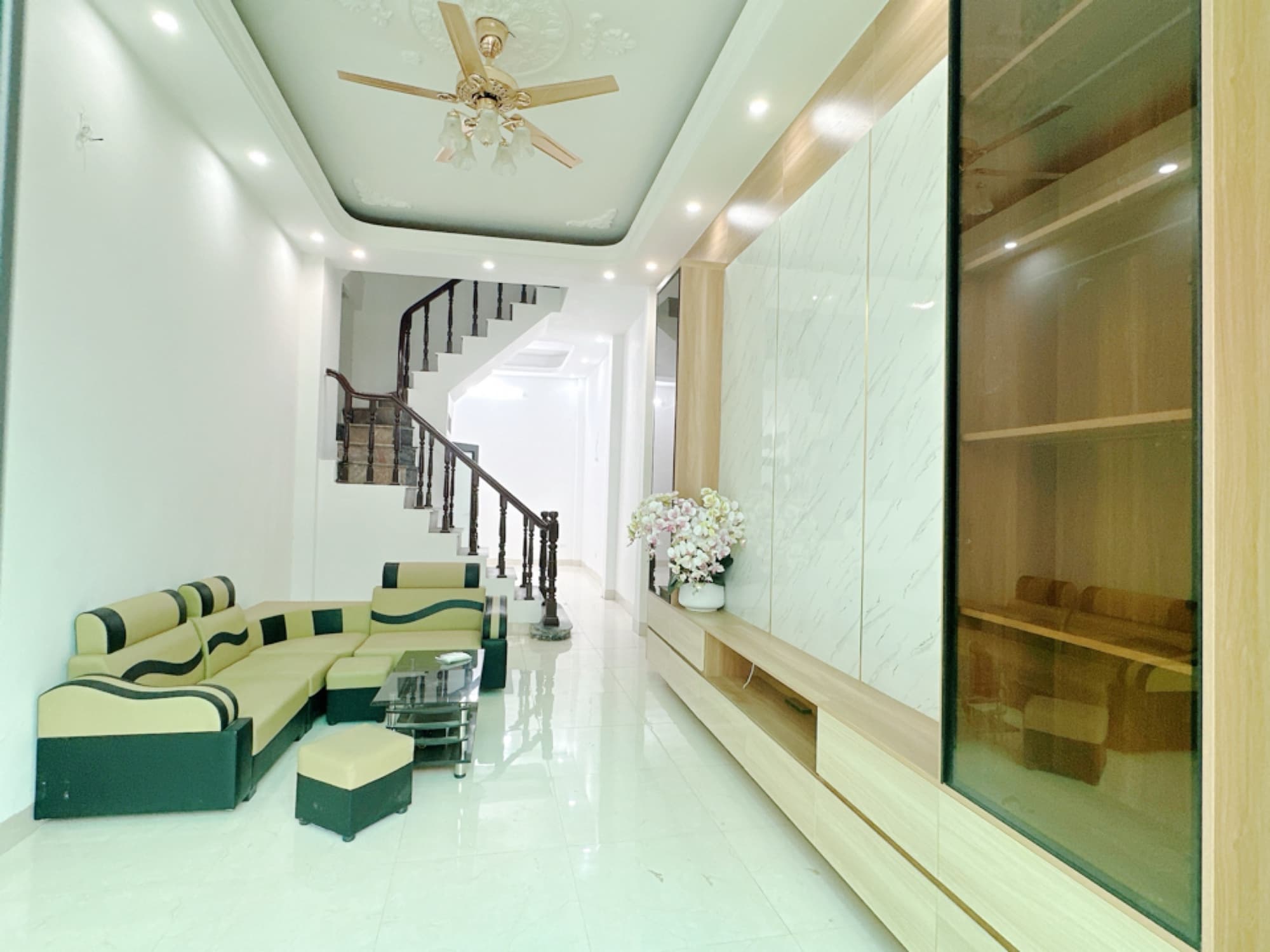 Nhà đất mặt phố, Cầu Giấy, Hà Nội - 47m² giá 12.2 tỷ