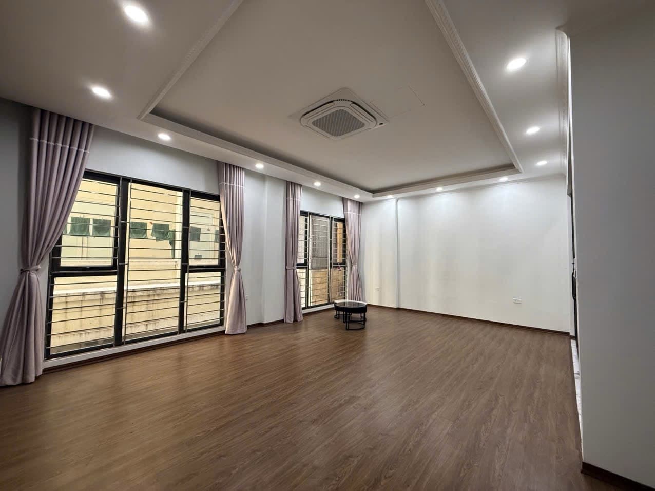 Nhà đất mặt phố, Ba Đình, Hà Nội - 55m² giá 18.5 tỷ