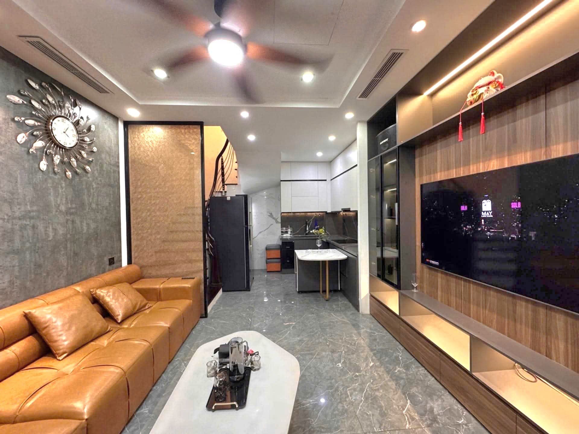Nhà đất mặt phố, Hai Bà Trưng, Hà Nội - 31m² giá 11.95 tỷ