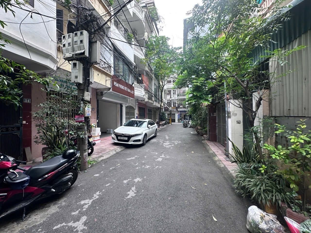 Nhà đất mặt phố, Thanh Xuân, Hà Nội - 39m² giá 16.8 tỷ