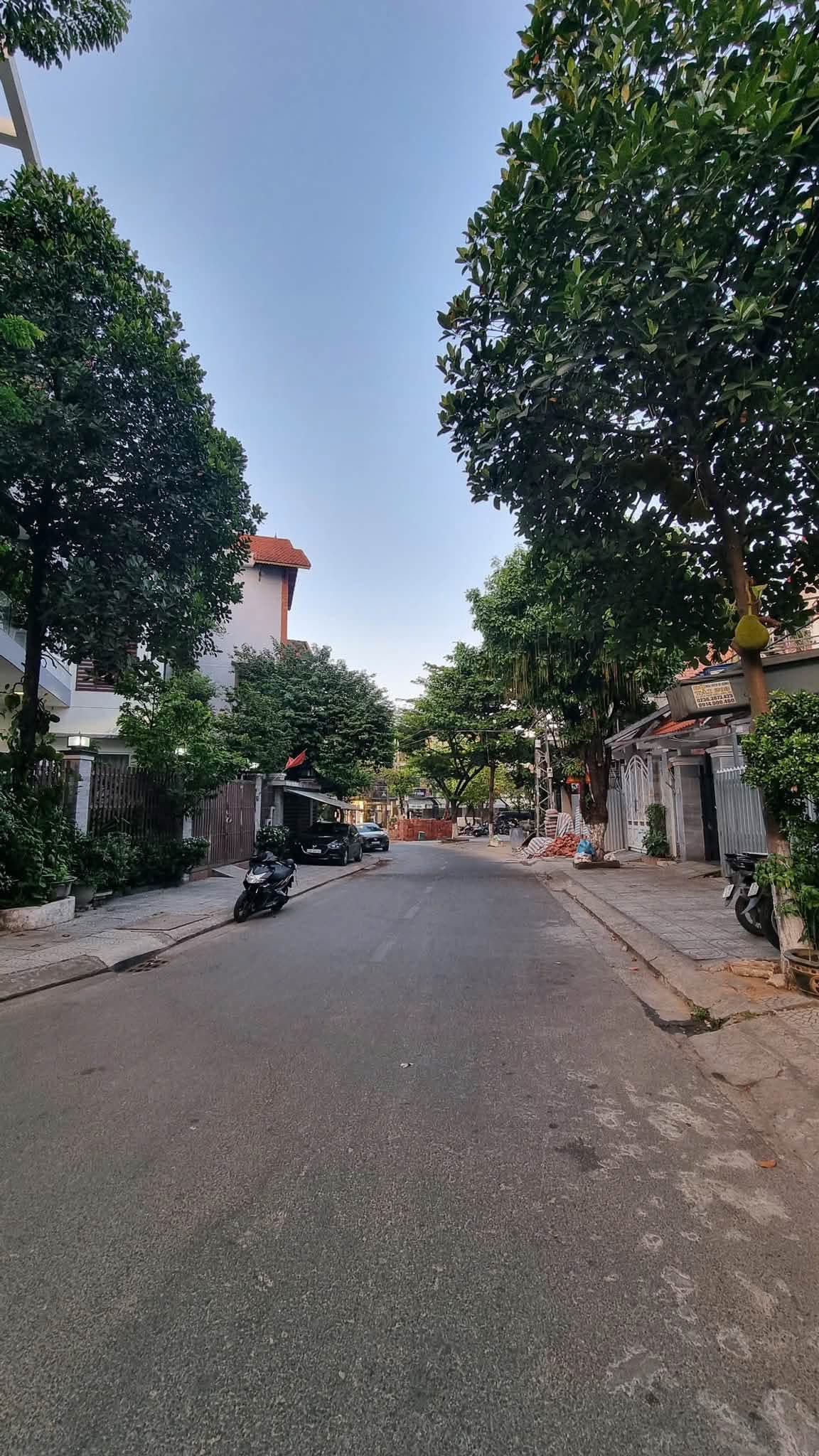 Nhà đất mặt phố, Hải Châu, Đà Nẵng - 125m² giá 11.5 tỷ