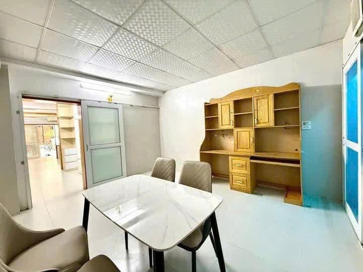Căn hộ mặt phố, Cầu Giấy, Hà Nội - 47m² giá 4.8 tỷ
