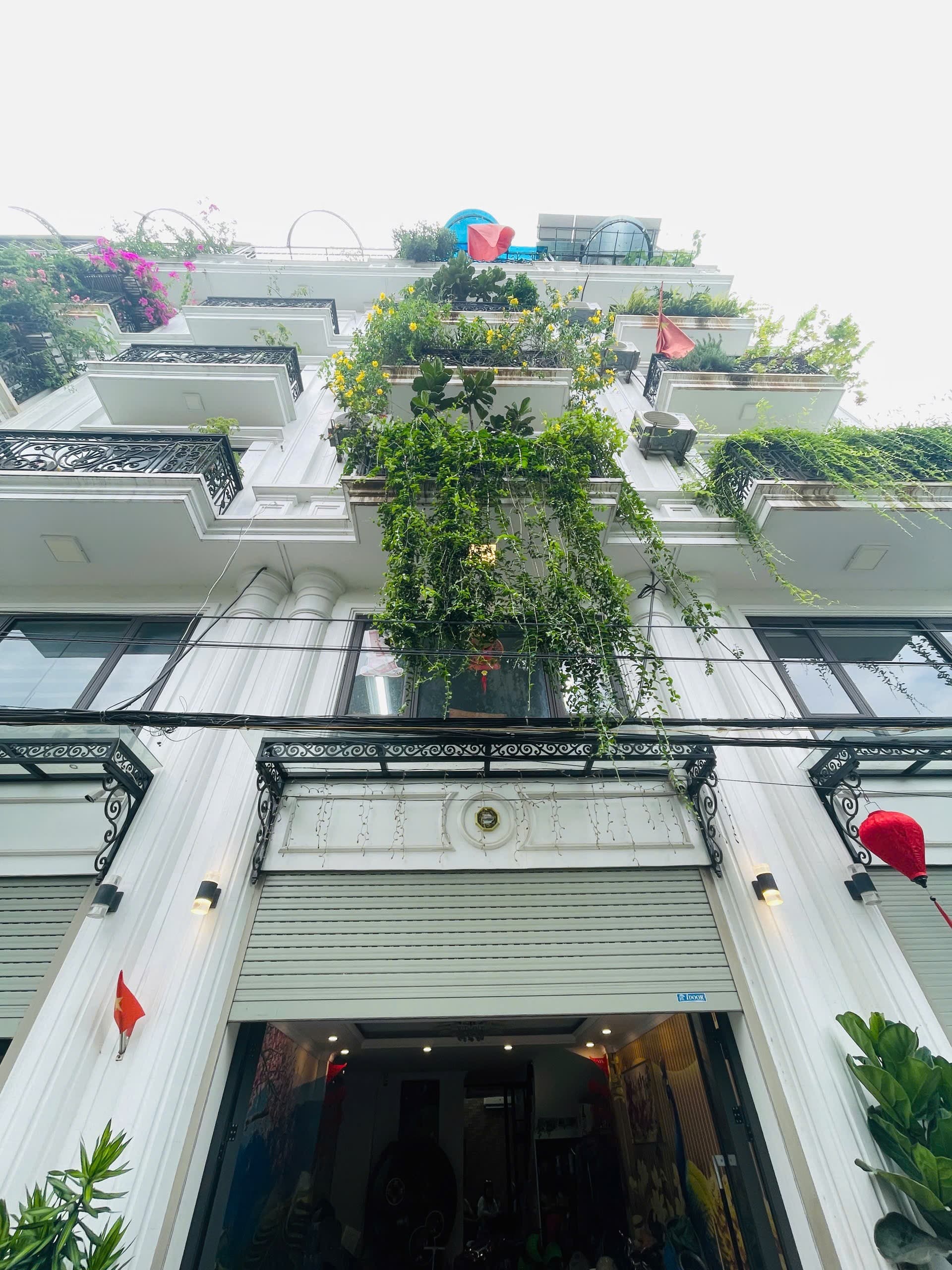 Nhà đất mặt phố, Long Biên, Hà Nội - 58m² giá 15.5 tỷ
