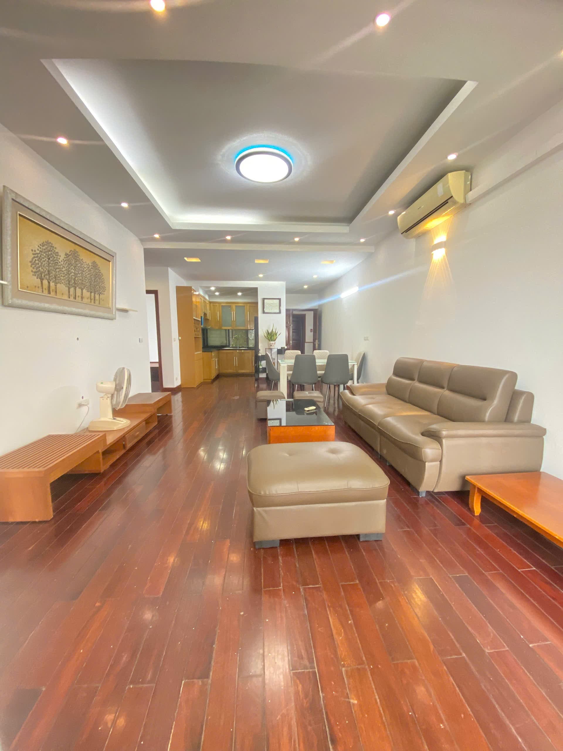 Căn hộ mặt phố, Ba Đình, Hà Nội - 110m² giá 10.9 tỷ
