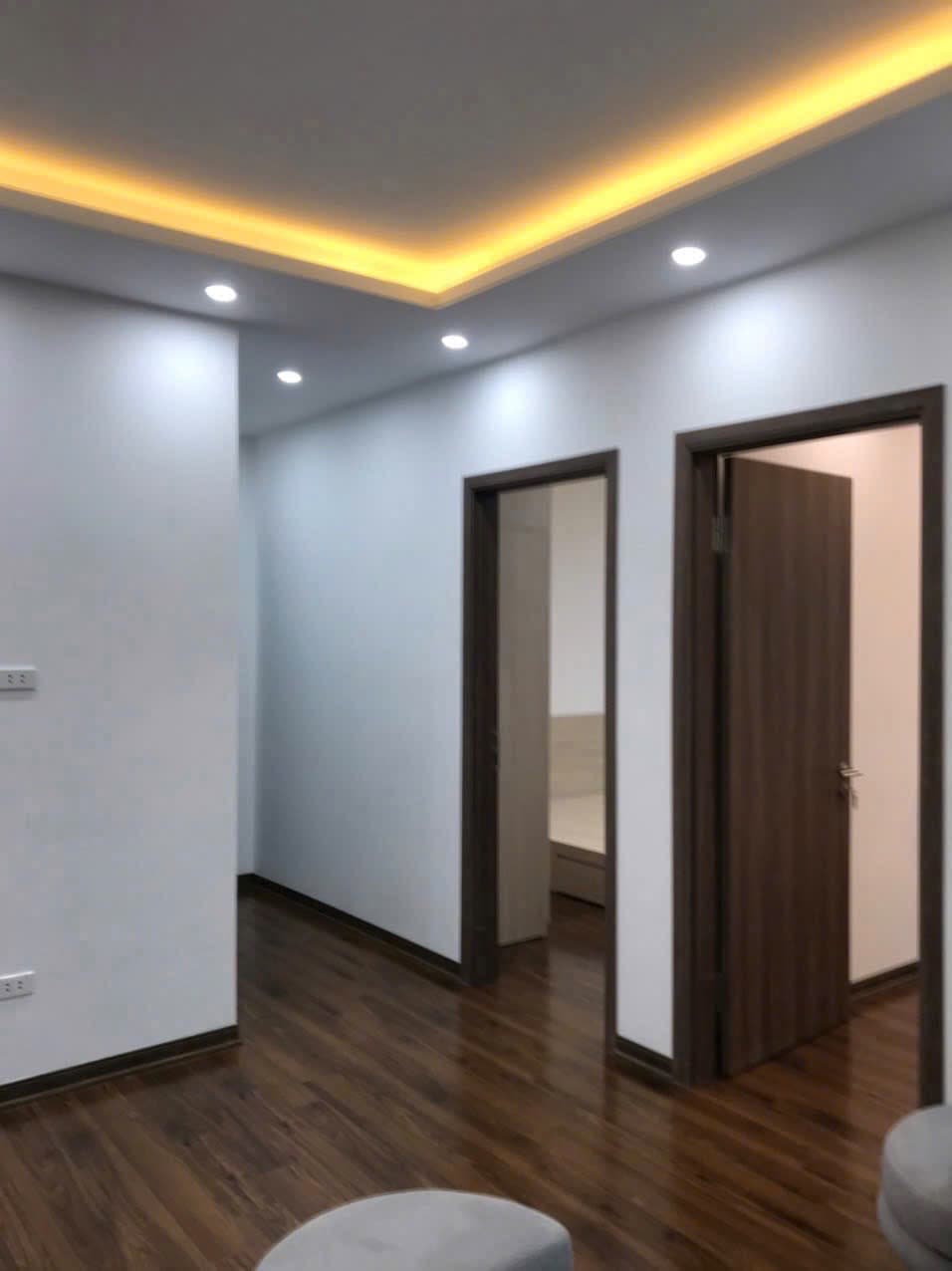 Căn hộ mặt phố, Cầu Giấy, Hà Nội - 68m² giá 5.65 tỷ