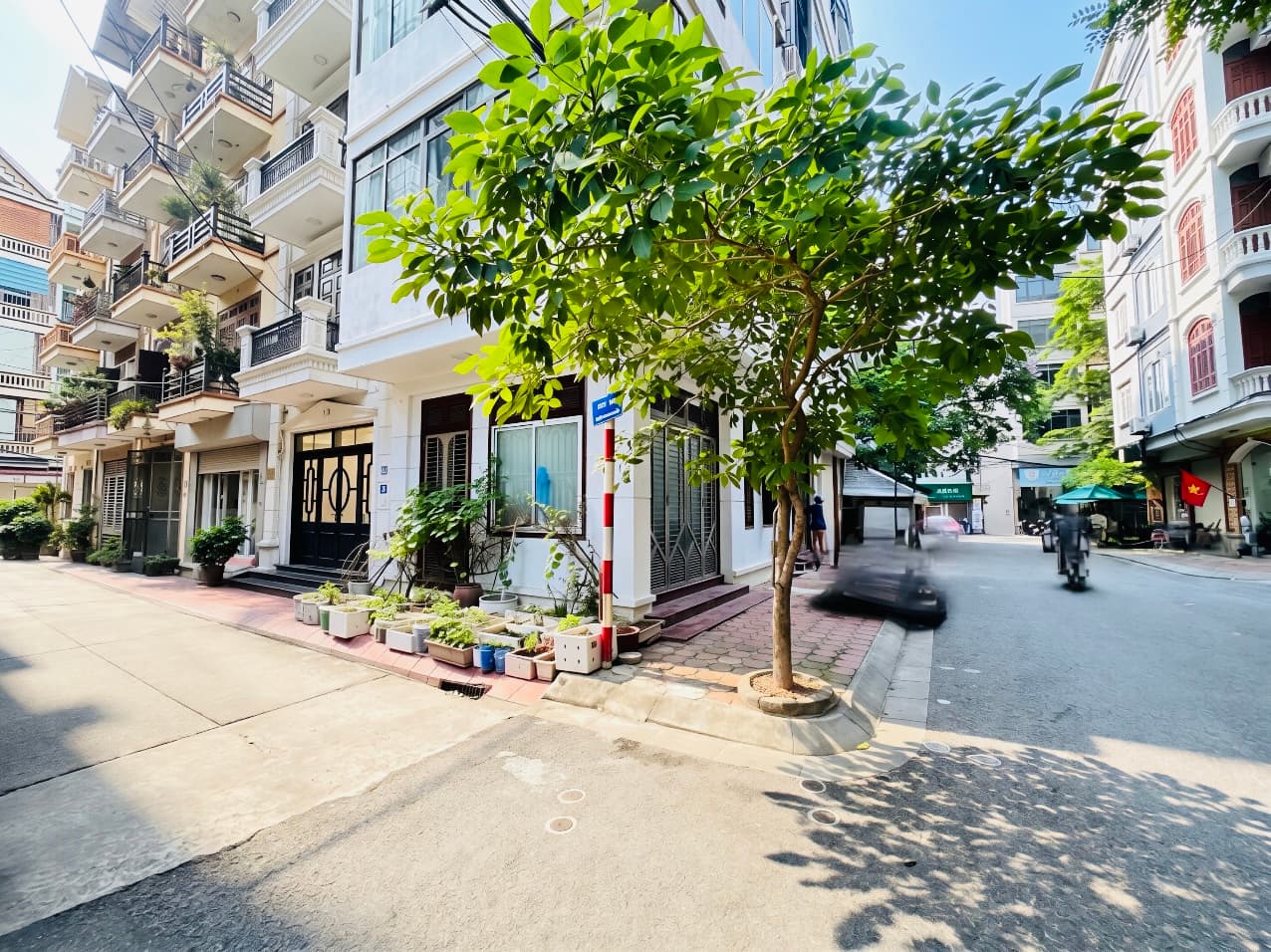 Nhà đất mặt phố, Cầu Giấy, Hà Nội - 43m² giá 25.999 tỷ