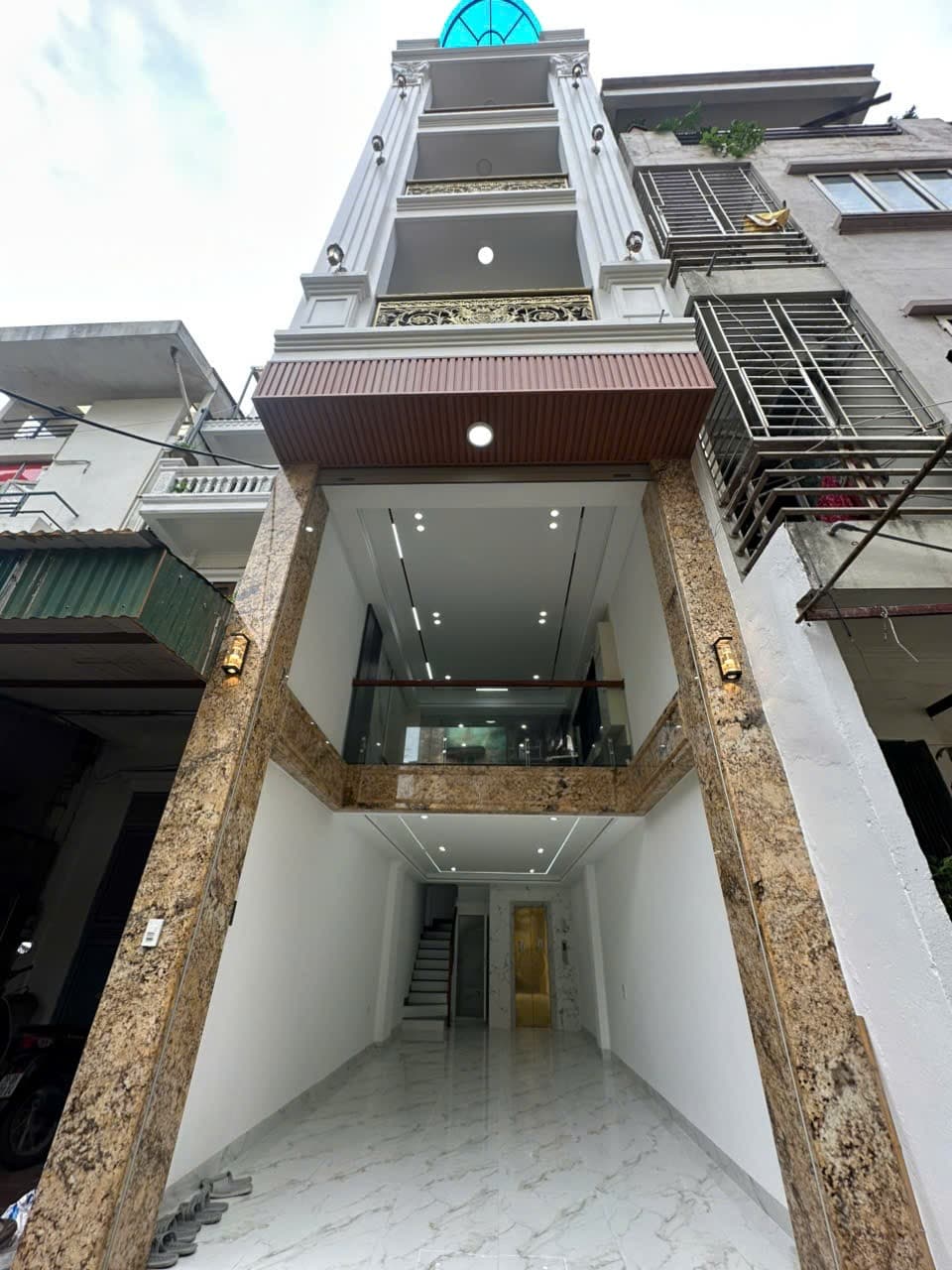 Nhà đất mặt phố, Hoàng Mai, Hà Nội - 46m² giá 17.6 tỷ