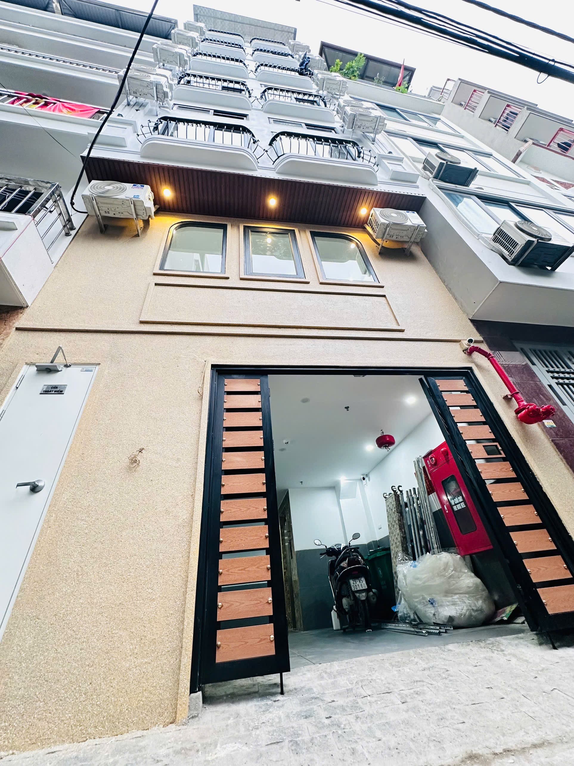 Nhà đất mặt phố, Bắc Từ Liêm, Hà Nội - 57m² giá 17.6 tỷ