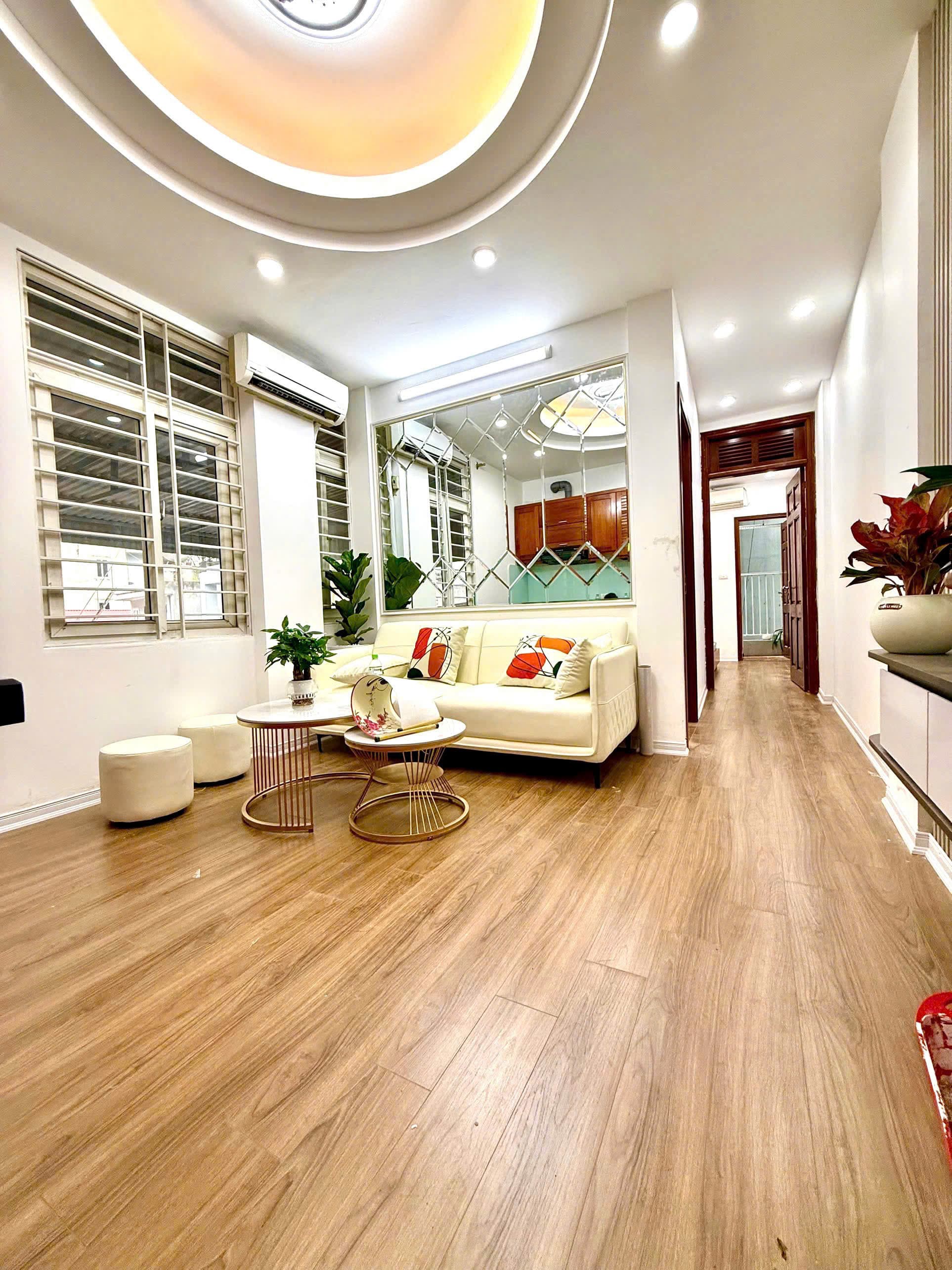 Căn hộ mặt phố, Nam Từ Liêm, Hà Nội - 50m² giá 2.39 tỷ