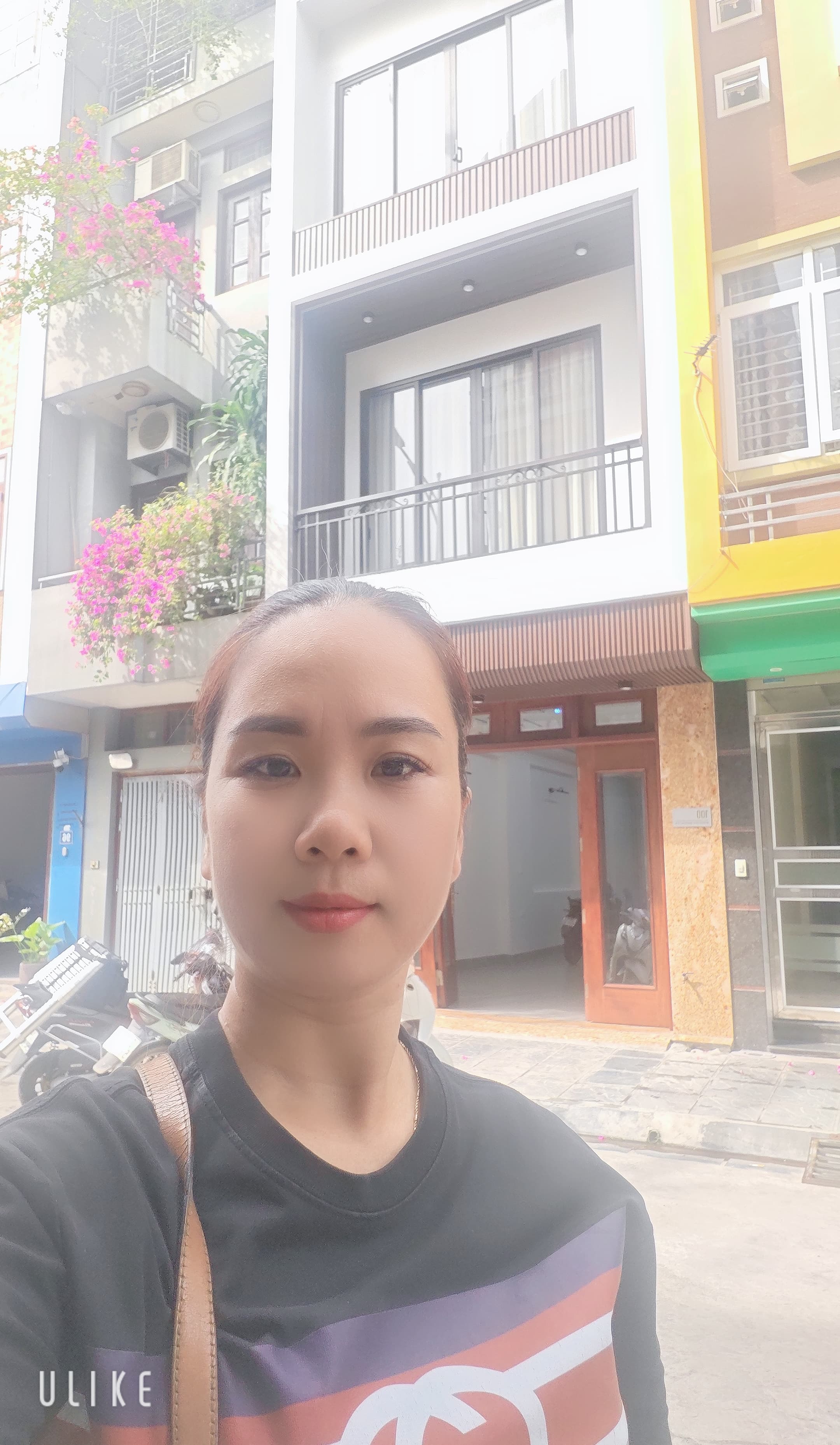 Nhà đất mặt phố, Long Biên, Hà Nội - 50m² giá 17.6 tỷ