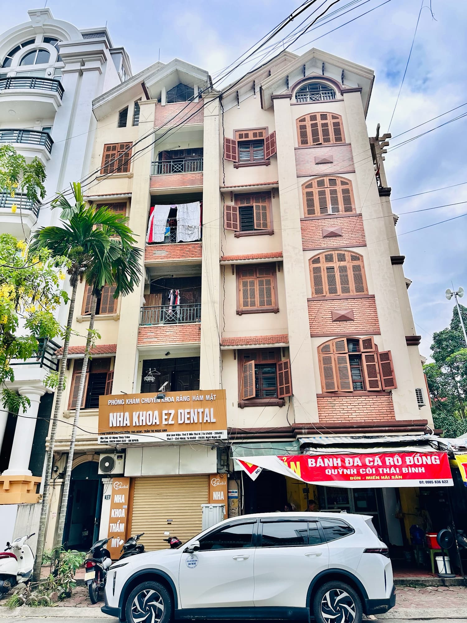 Nhà đất mặt phố, Cầu Giấy, Hà Nội - 135m² giá 77 tỷ