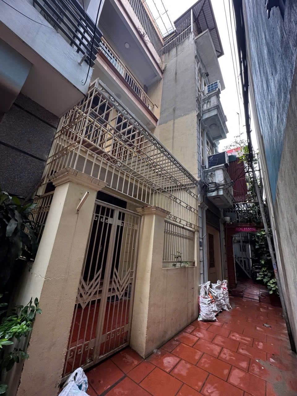 Nhà đất mặt phố, Long Biên, Hà Nội - 60m² giá 13 tỷ