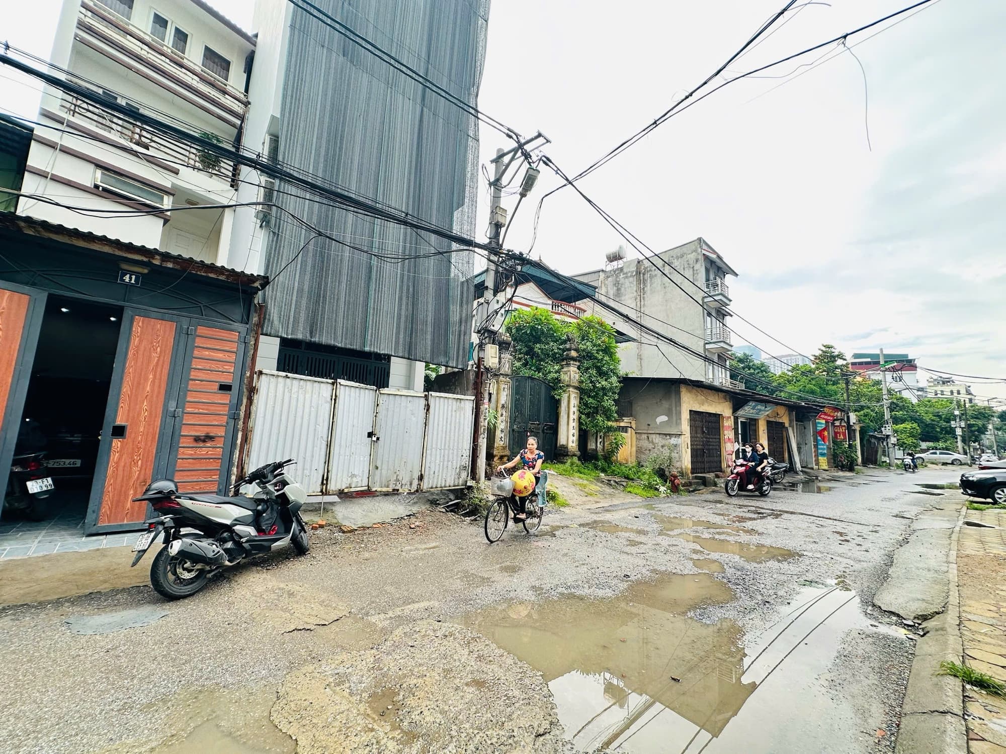 Nhà đất mặt phố, Bắc Từ Liêm, Hà Nội - 79m² giá 29.6 tỷ