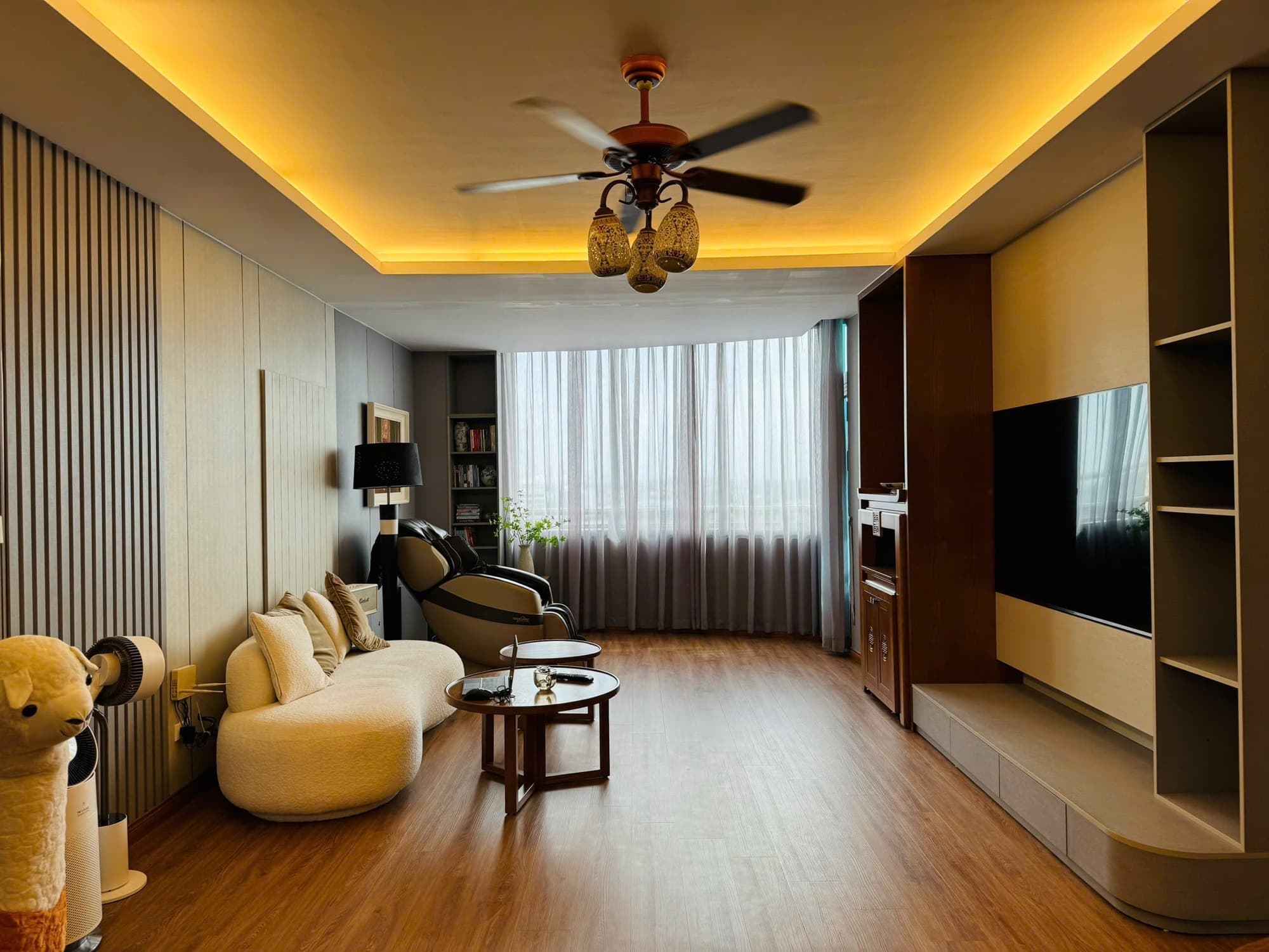 Căn hộ mặt phố, Nam Từ Liêm, Hà Nội - 133m² giá 10.79 tỷ