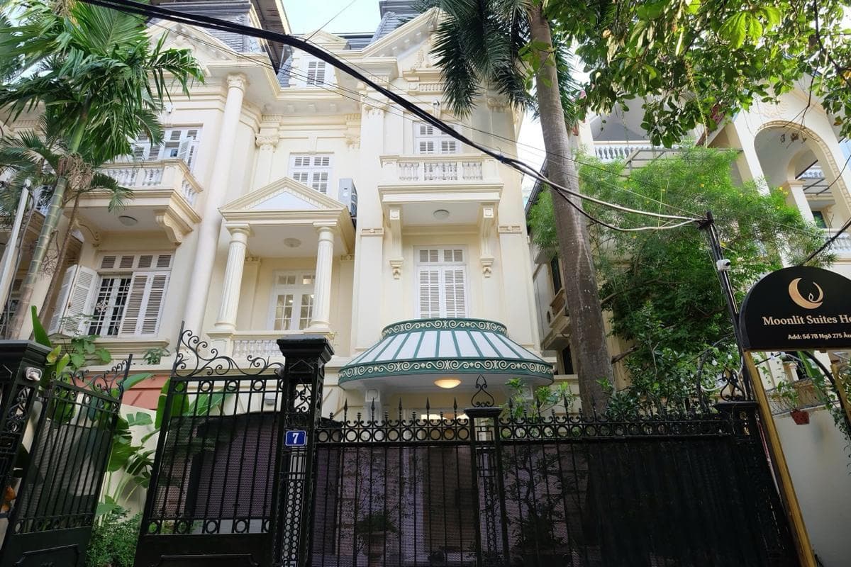 Nhà đất mặt phố, Tây Hồ, Hà Nội - 160m² giá 85 tỷ