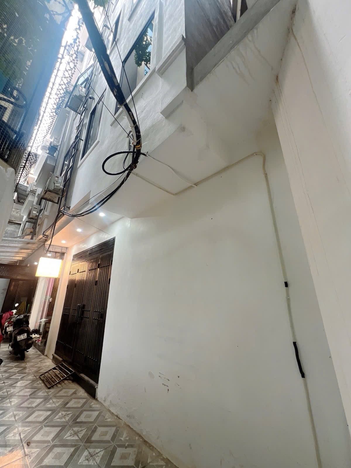 Nhà đất mặt phố, Thanh Xuân, Hà Nội - 40.5m² giá 13.89 tỷ