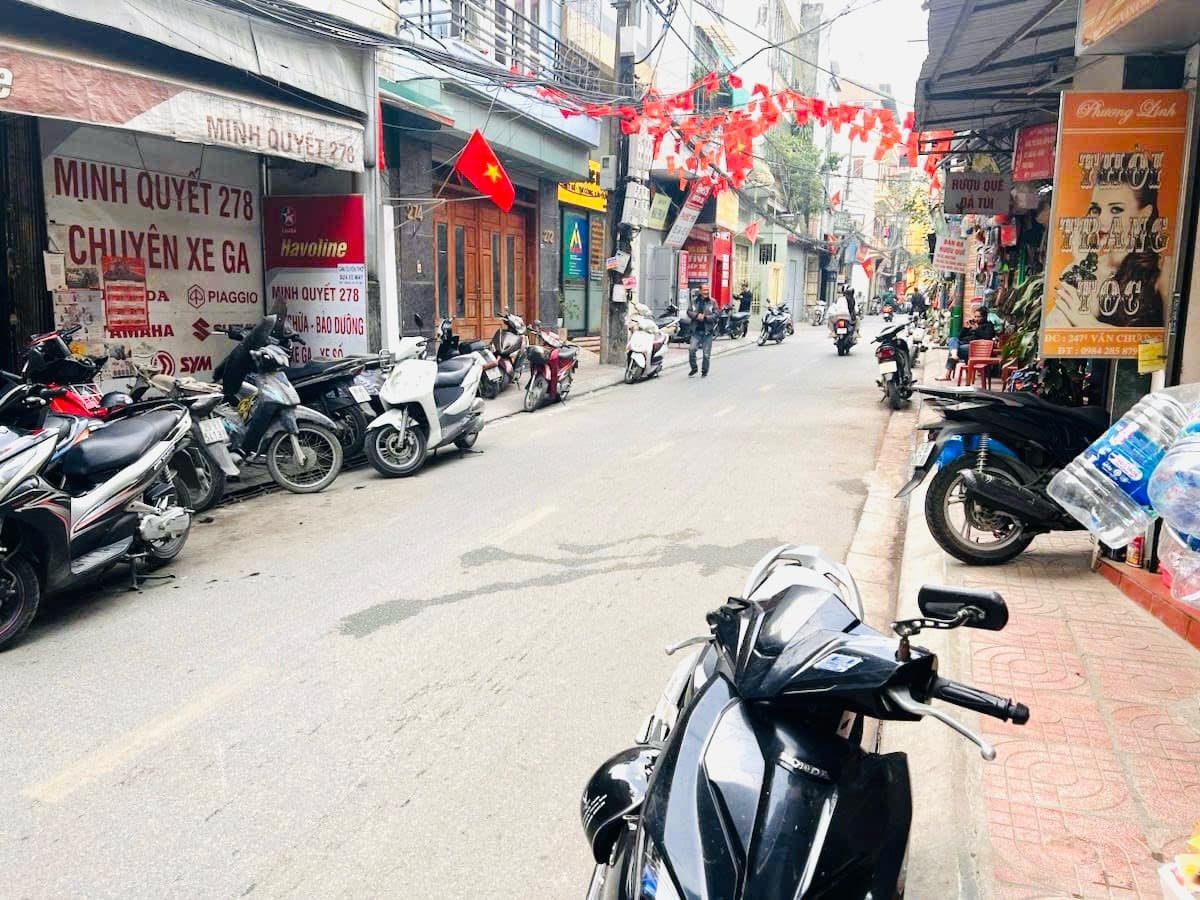 Nhà đất mặt phố, Đống Đa, Hà Nội - 66m² giá 22 tỷ