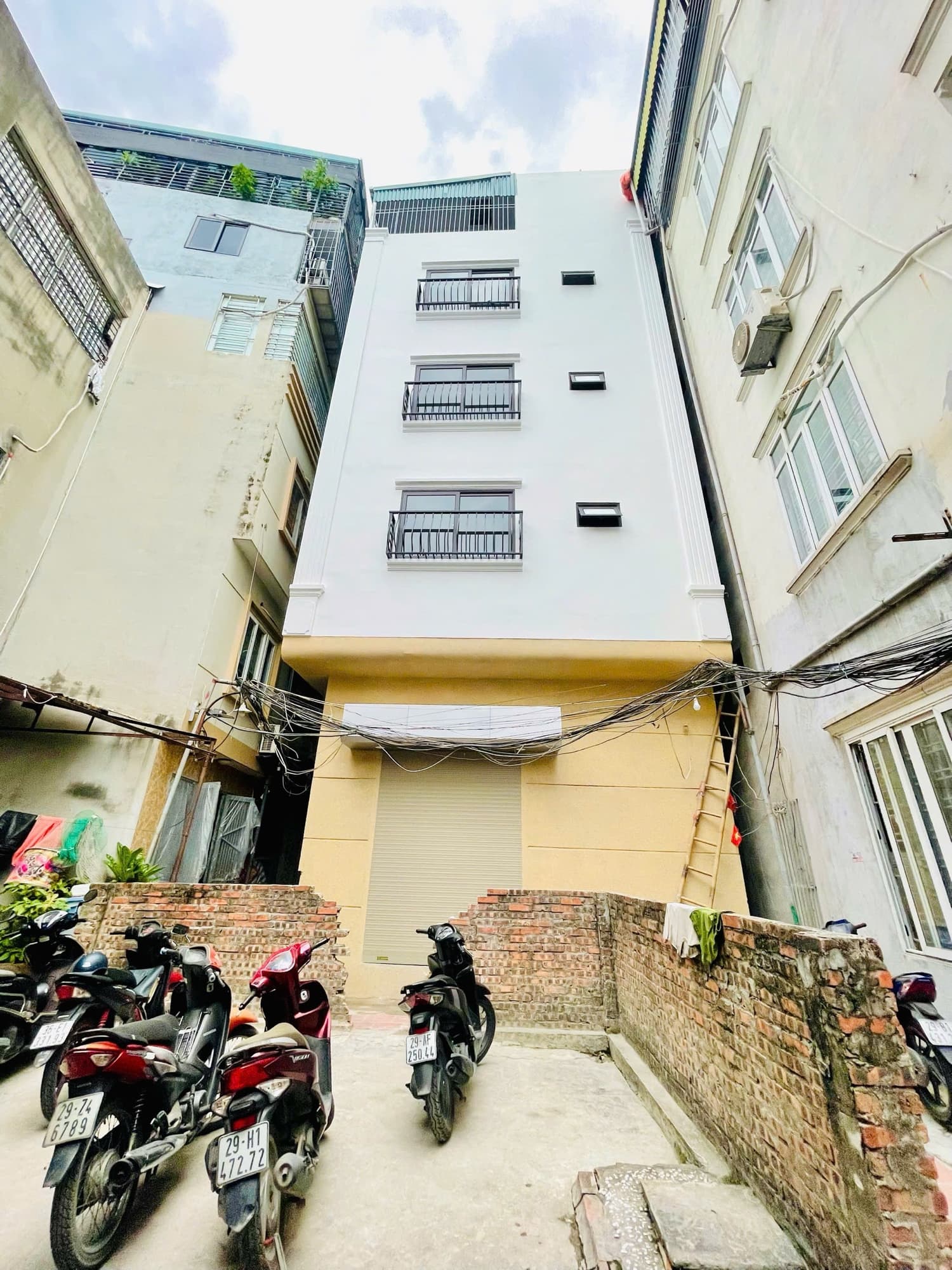 Nhà đất mặt phố, Hoàng Mai, Hà Nội - 23m² giá 6.5 tỷ
