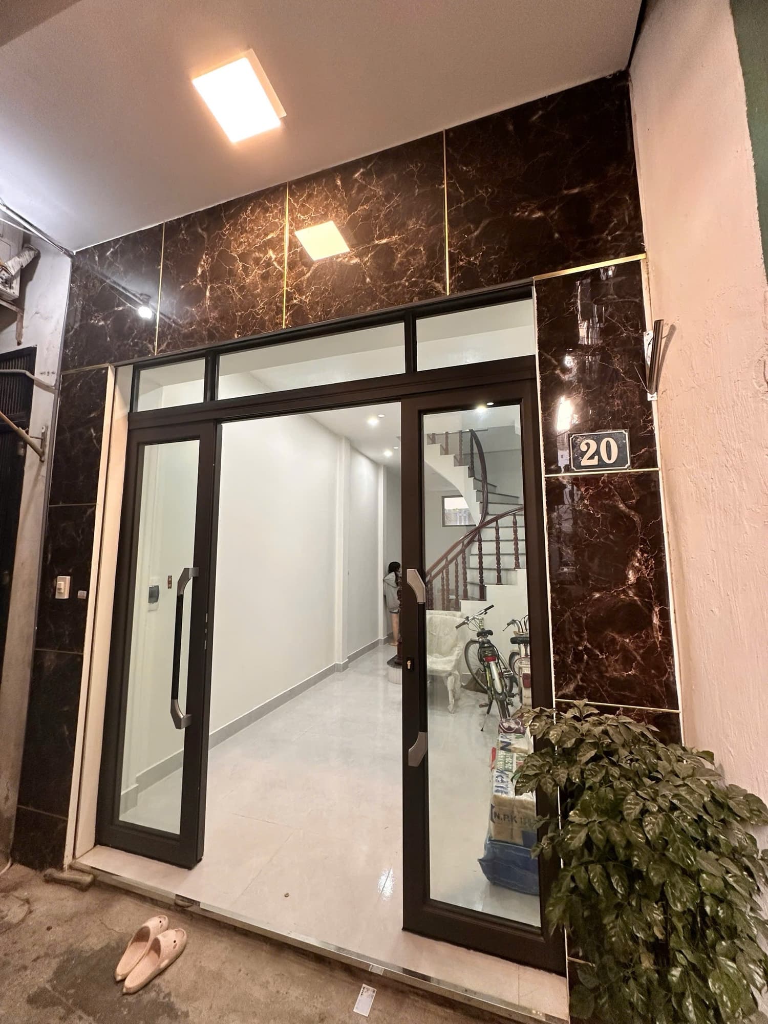 Nhà đất mặt phố, Đống Đa, Hà Nội - 27m² giá 10.3 tỷ