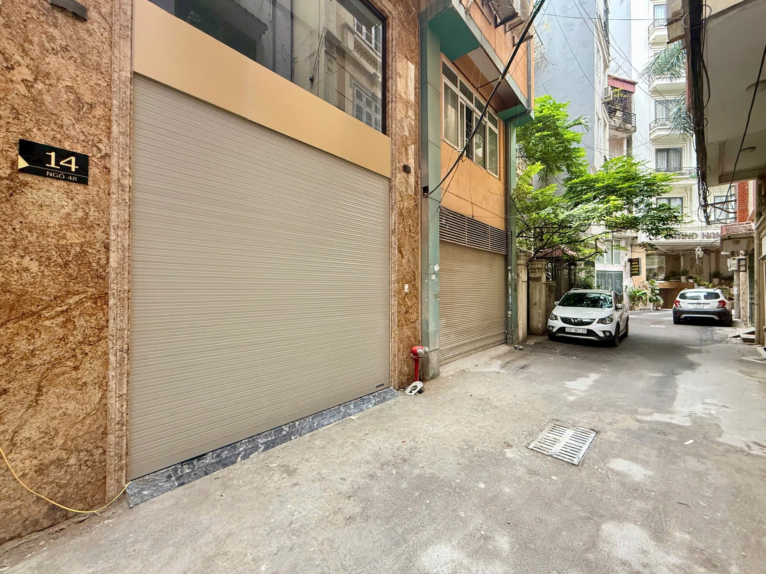 Nhà đất mặt phố, Cầu Giấy, Hà Nội - 65m² giá 29.8 tỷ