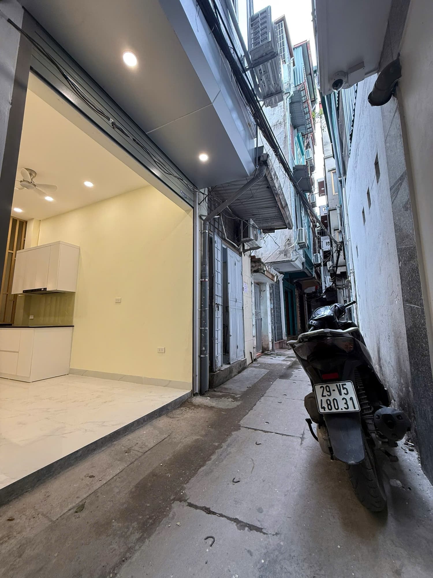 Nhà đất mặt phố, Hai Bà Trưng, Hà Nội - 16m² giá 5.38 tỷ