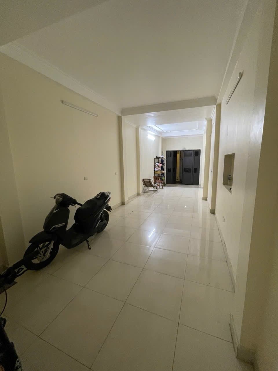 Nhà đất mặt phố, Ba Đình, Hà Nội - 43.8m² giá 15.7 tỷ