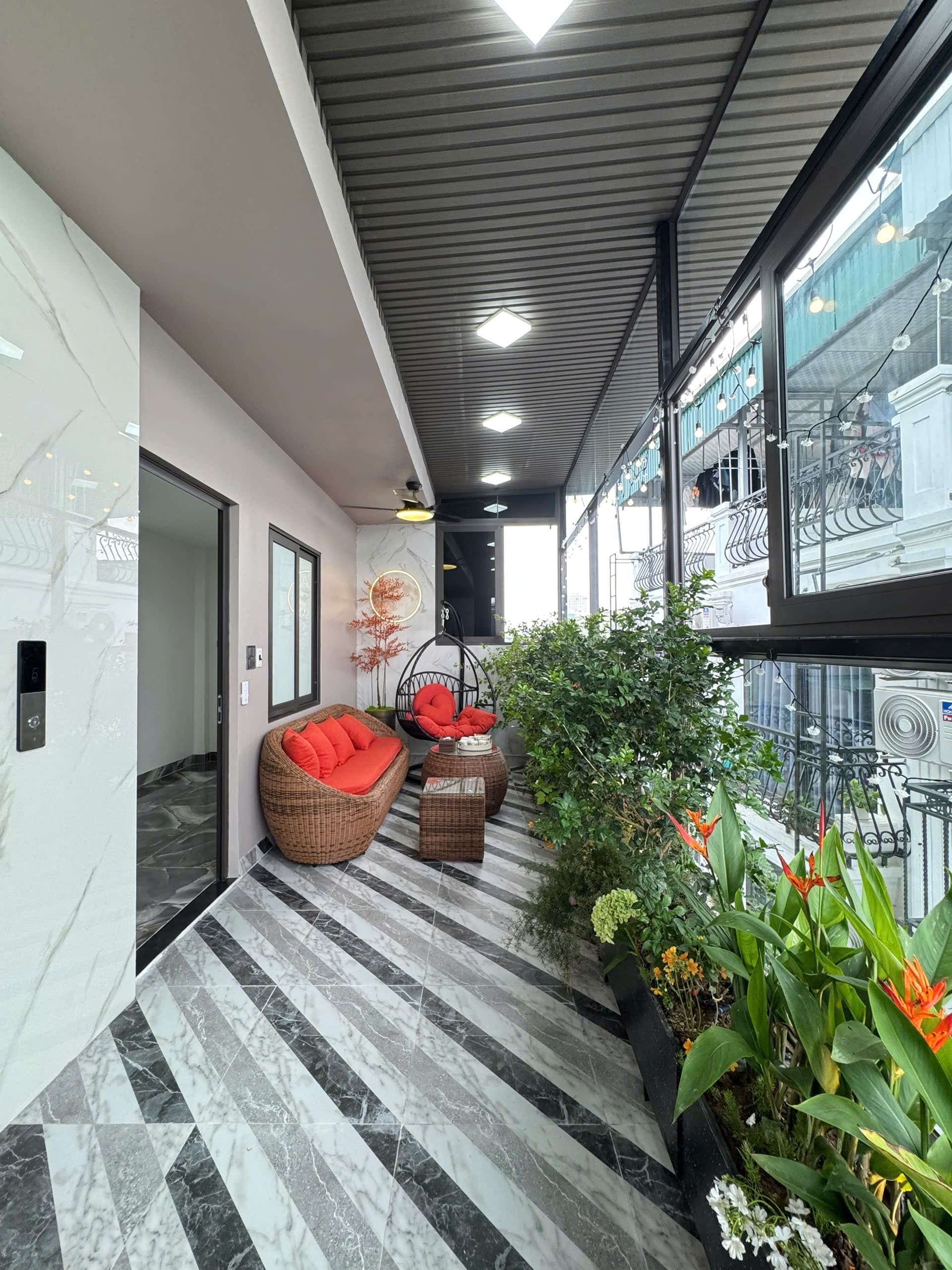 Nhà đất mặt phố, Hoàng Mai, Hà Nội - 36.8m² giá 14 tỷ