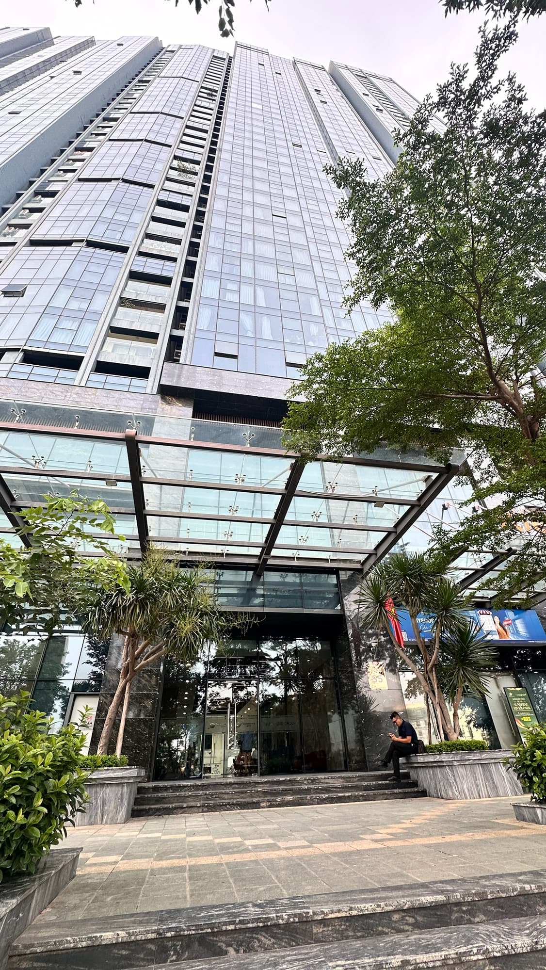 Căn hộ mặt phố, Tây Hồ, Hà Nội - 97m² giá 14.8 tỷ