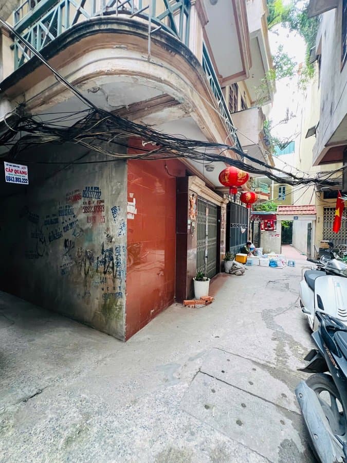 Nhà đất mặt phố, Tây Hồ, Hà Nội - 69m² giá 14 tỷ