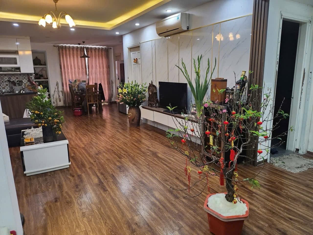 Căn hộ Khu đô thị Mỹ Đình Sông Đà - Sudico -, - 112m² giá 9.5 tỷ