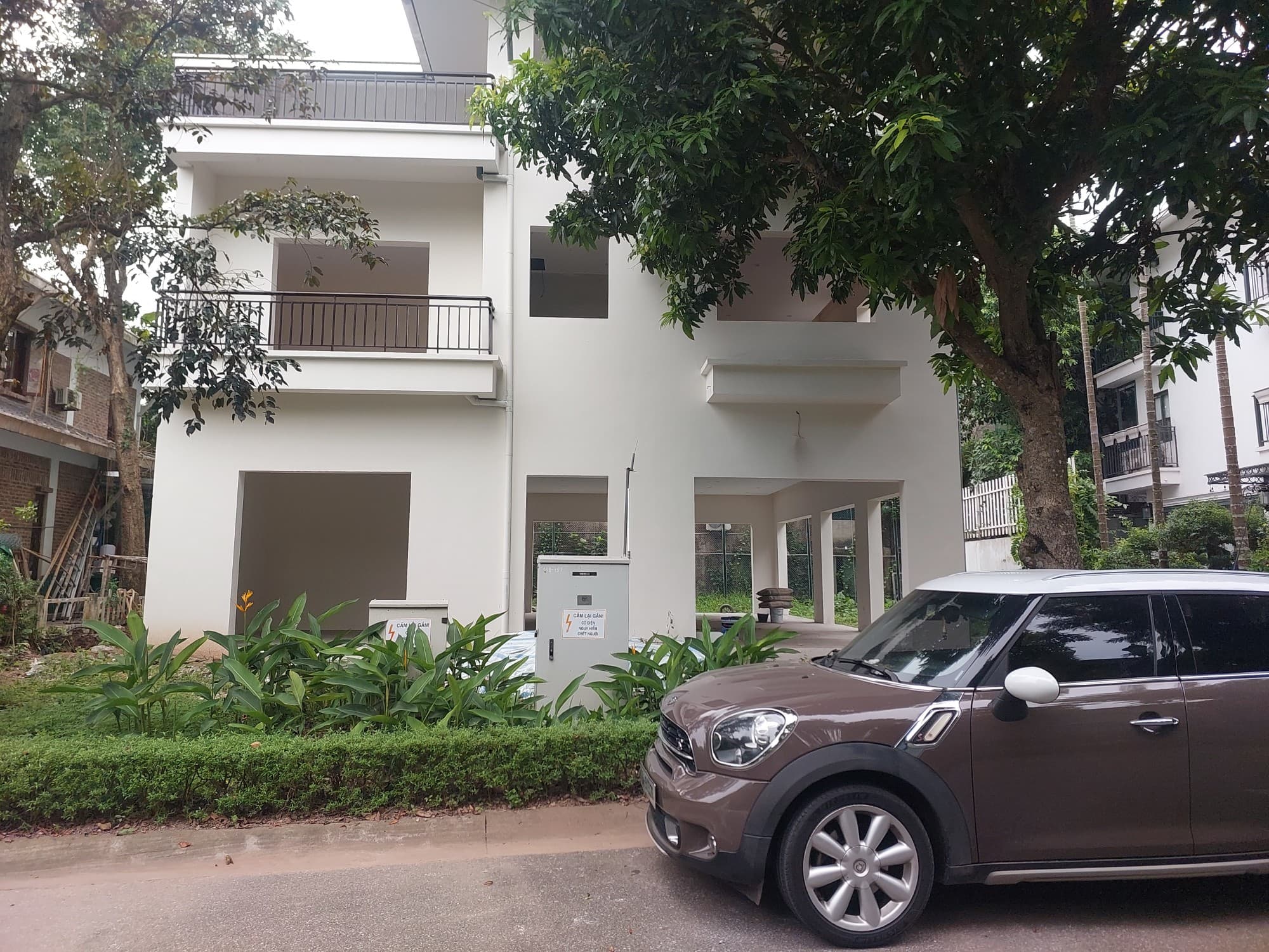Nhà đất Khu đô thị Ecopark - 363m² giá 65.34 tỷ