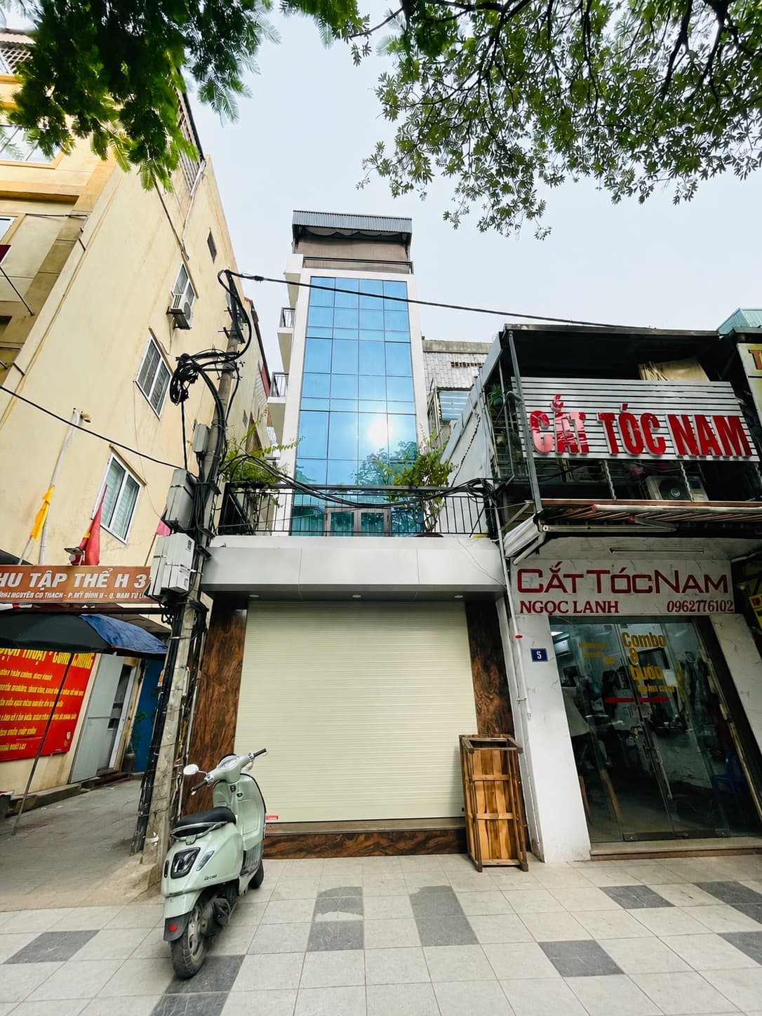 Nhà đất mặt phố, Nam Từ Liêm, Hà Nội - 37m² giá 33 tỷ