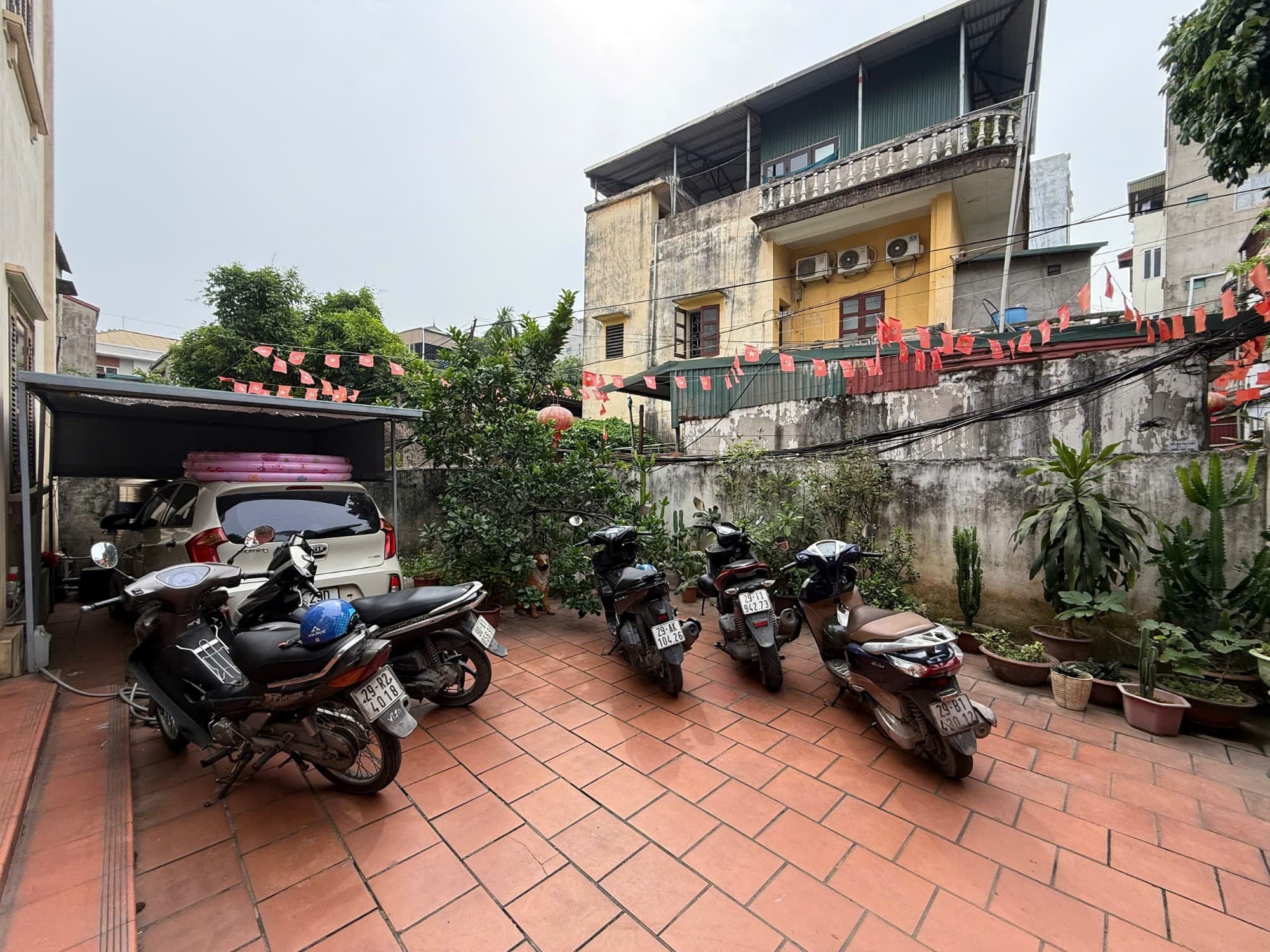 Nhà đất mặt phố, Long Biên, Hà Nội - 144m² giá 25 tỷ
