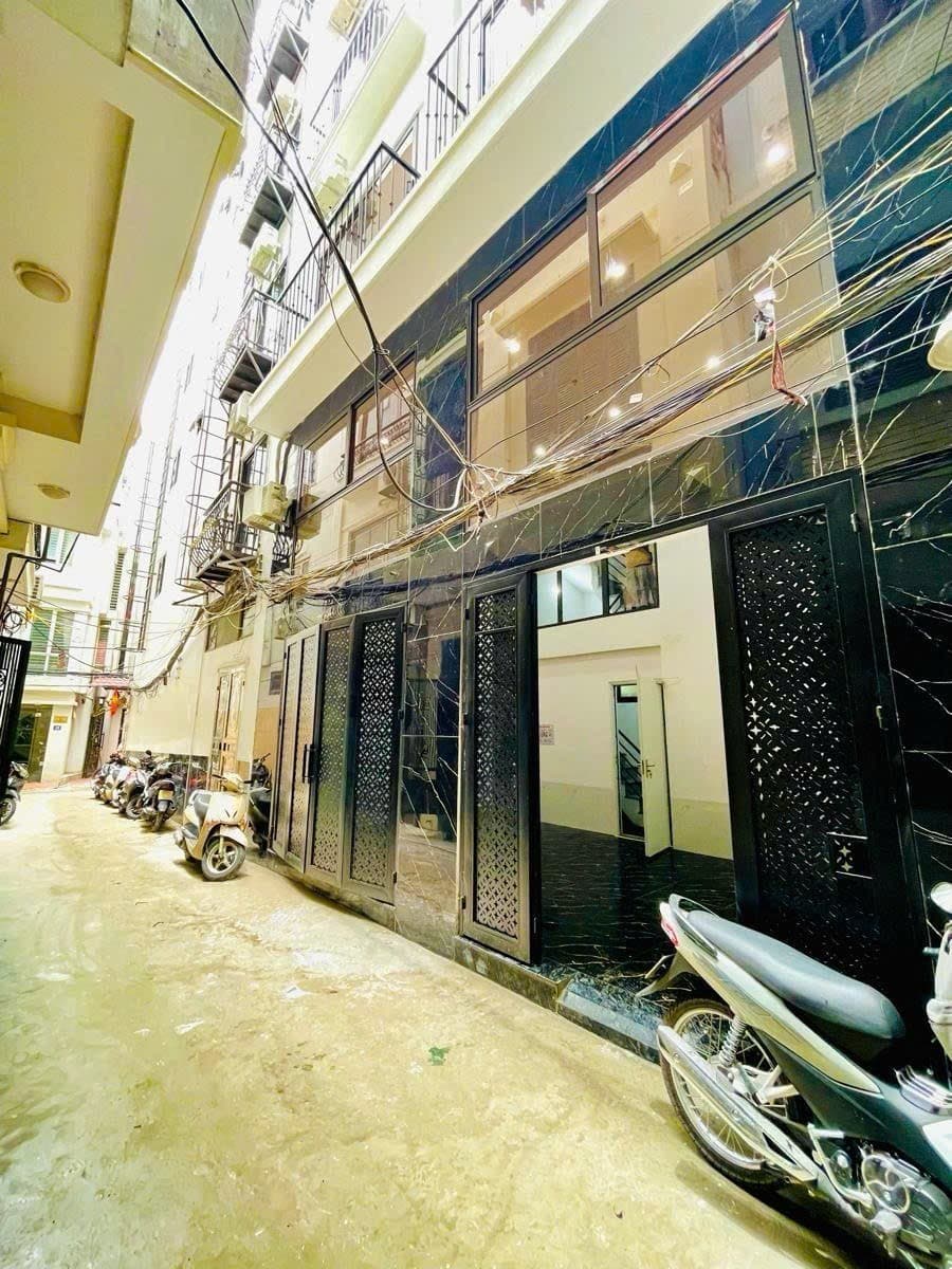 Nhà đất mặt phố, Nam Từ Liêm, Hà Nội - 70m² giá 24.1 tỷ