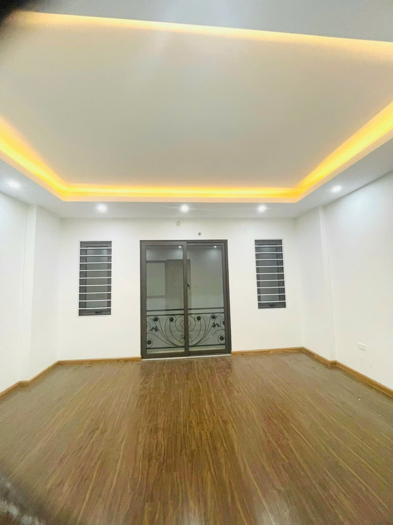 Nhà đất mặt phố, Bắc Từ Liêm, Hà Nội - 34m² giá 6.9 tỷ