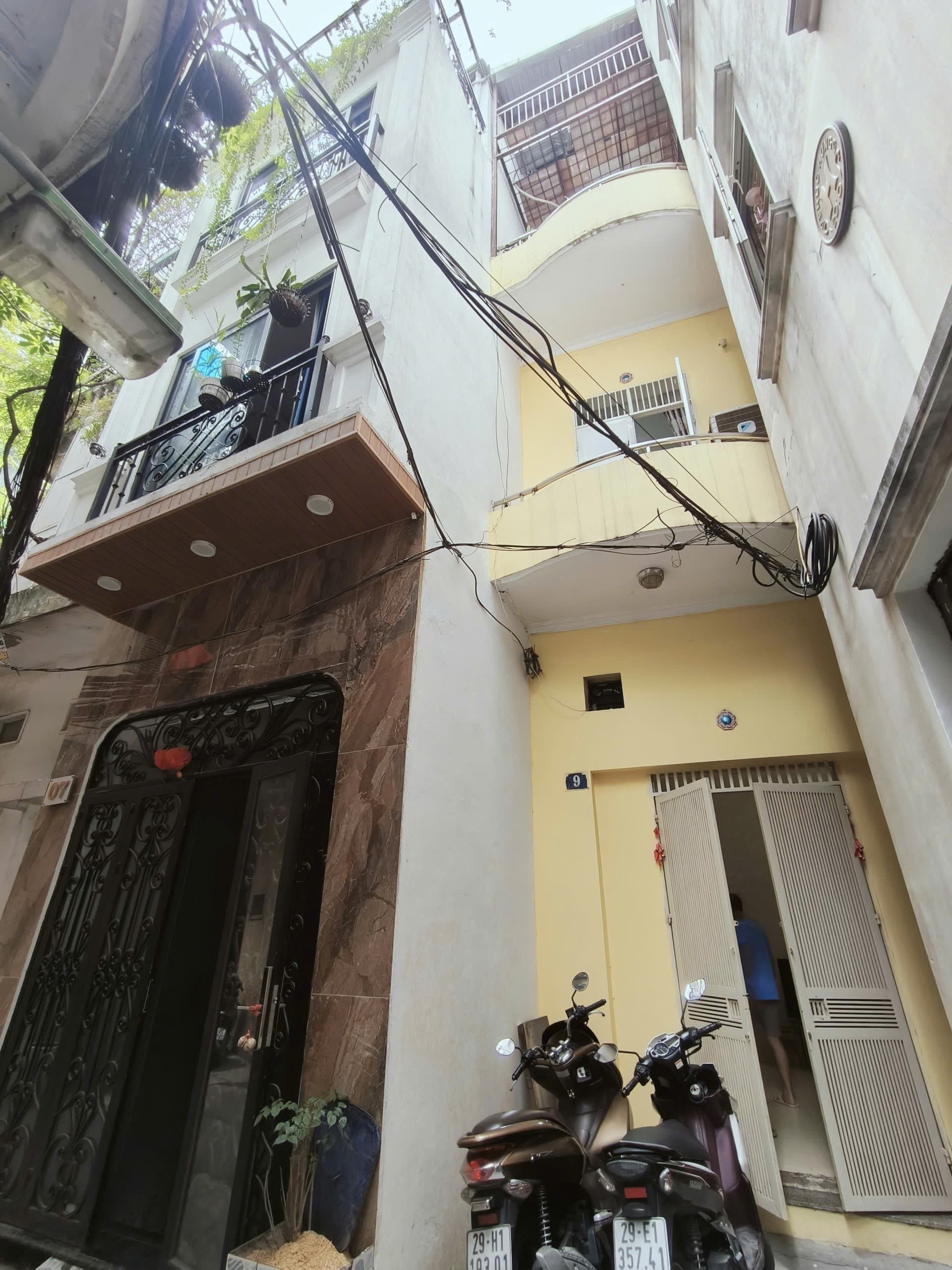 Nhà đất mặt phố, Đống Đa, Hà Nội - 29m² giá 11 tỷ