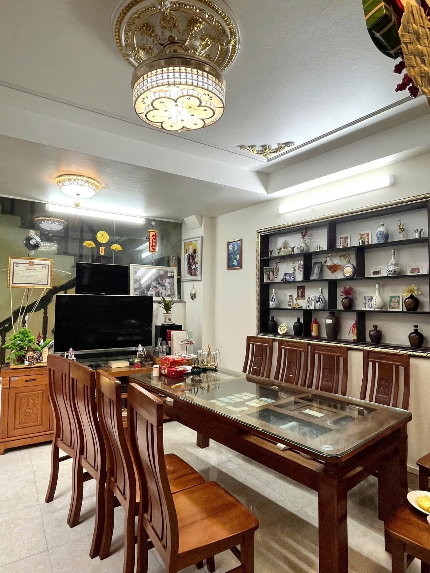 Nhà đất mặt phố, Ba Đình, Hà Nội - 37m² giá 9.8 tỷ
