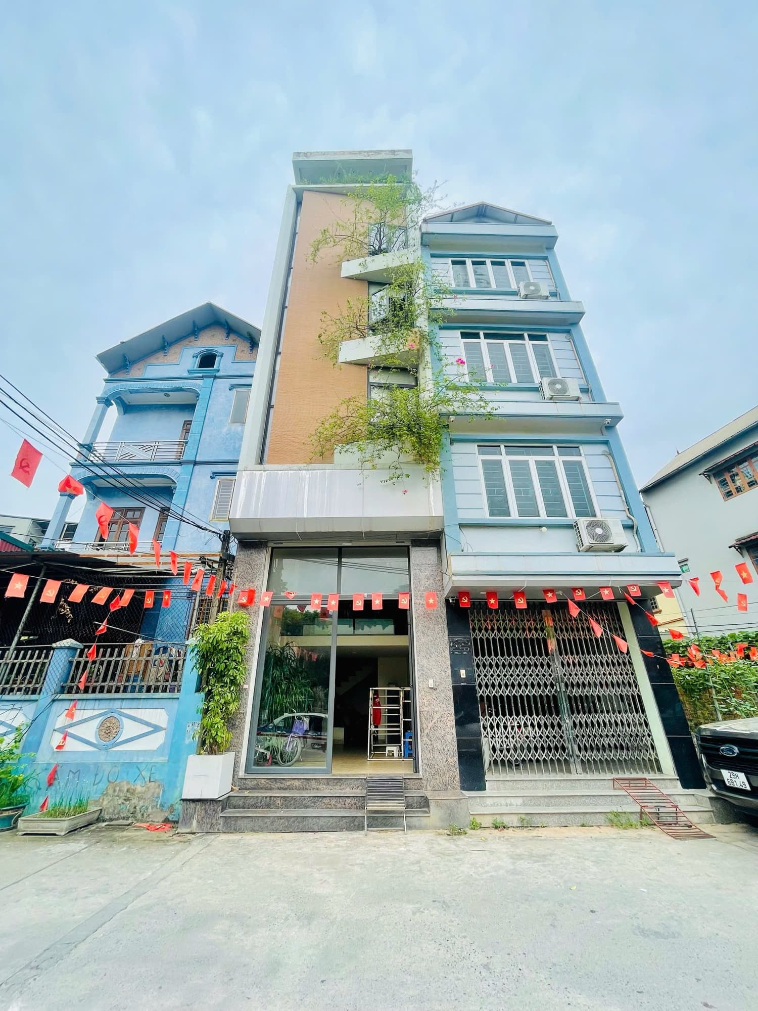 Nhà đất mặt phố, Nam Từ Liêm, Hà Nội - 35m² giá 8.68 tỷ