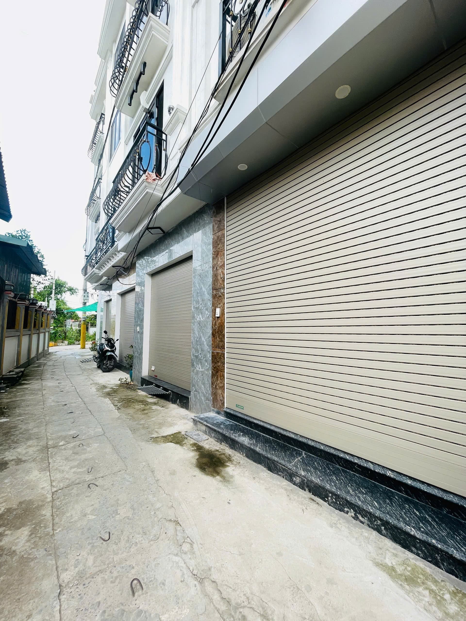 Nhà đất mặt phố, Thanh Trì, Hà Nội - 36m² giá 5.95 tỷ