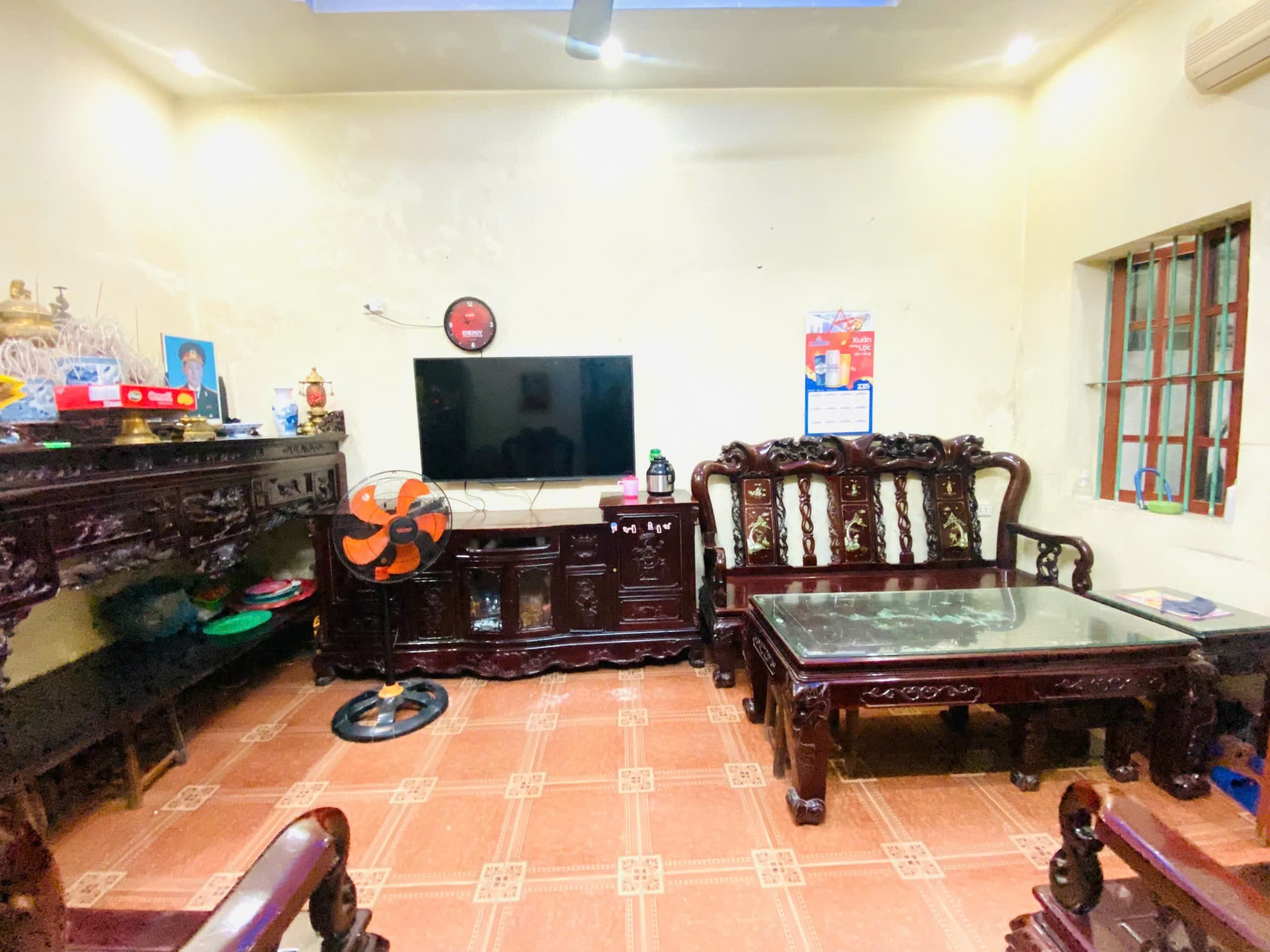 Nhà đất mặt phố, Long Biên, Hà Nội - 101m² giá 15 tỷ