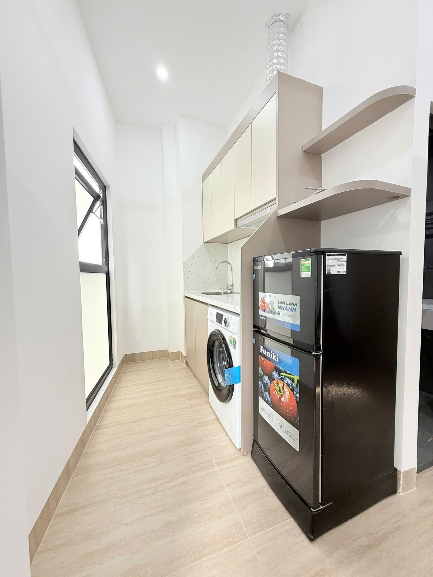 Nhà đất mặt phố, Thanh Trì, Hà Nội - 61m² giá 19.5 tỷ