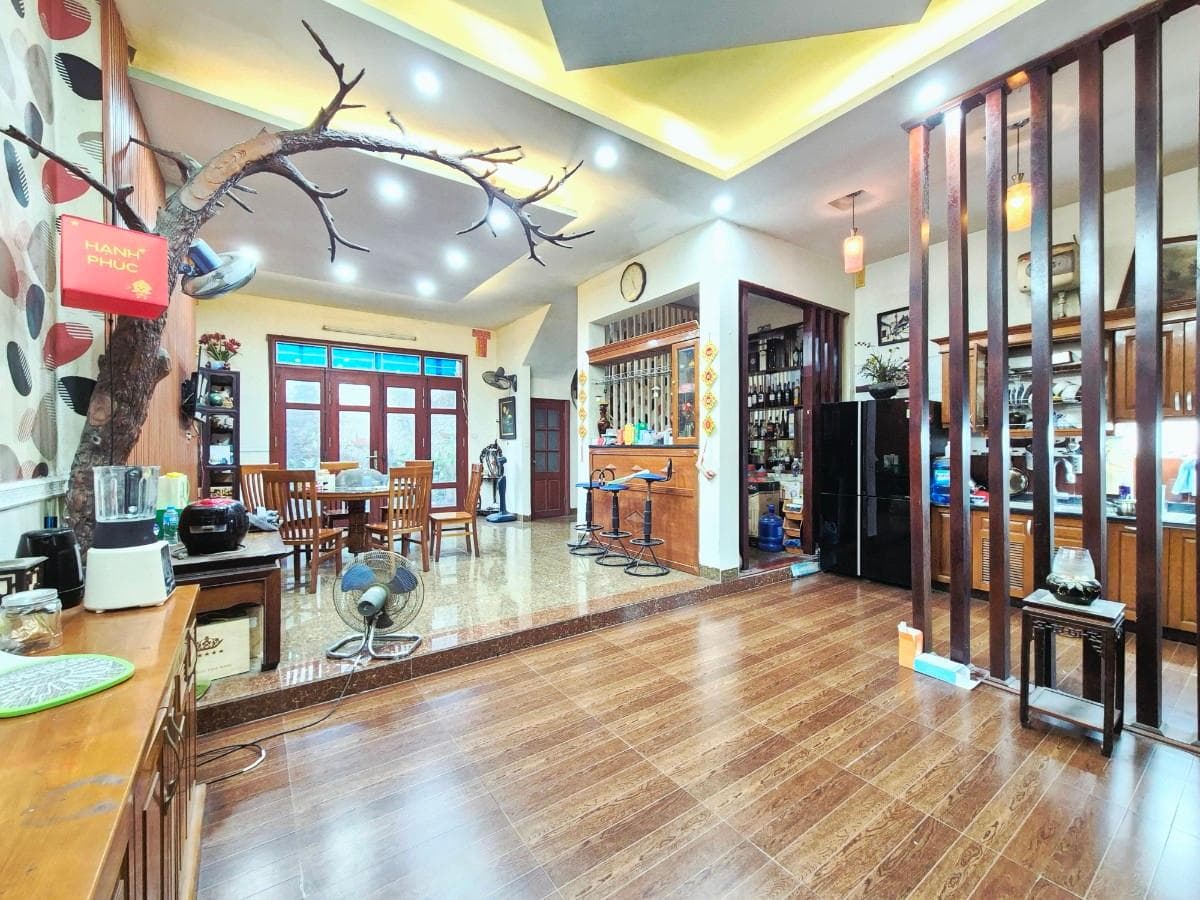 Nhà đất mặt phố, Thanh Xuân, Hà Nội - 91m² giá 56.6 tỷ