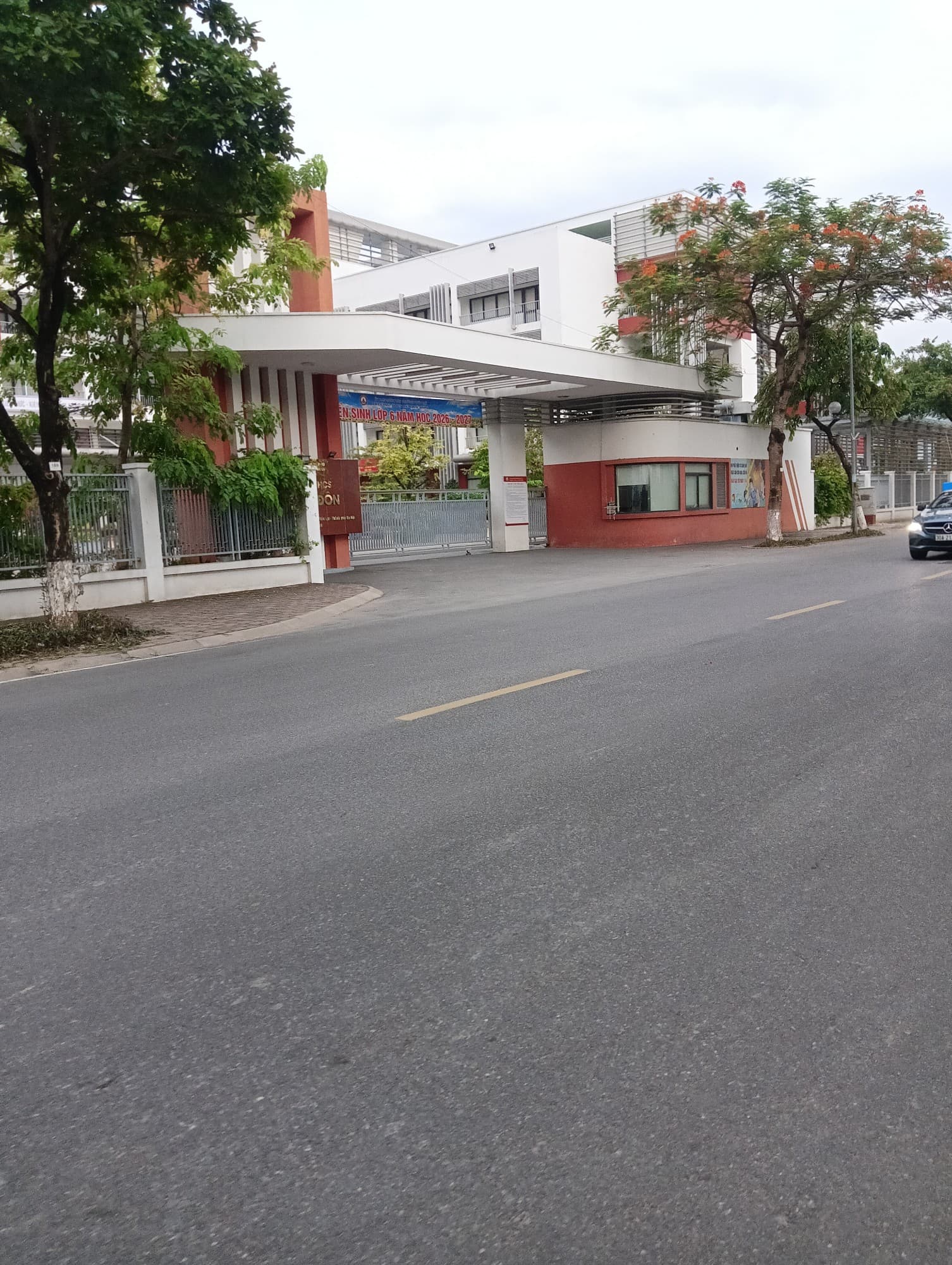 Nhà đất mặt phố, Long Biên, Hà Nội - 36m² giá 7.65 tỷ