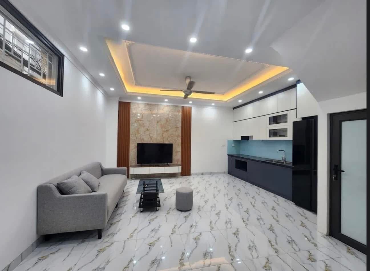 Nhà đất mặt phố, Hoàng Mai, Hà Nội - 57m² giá 8.25 tỷ