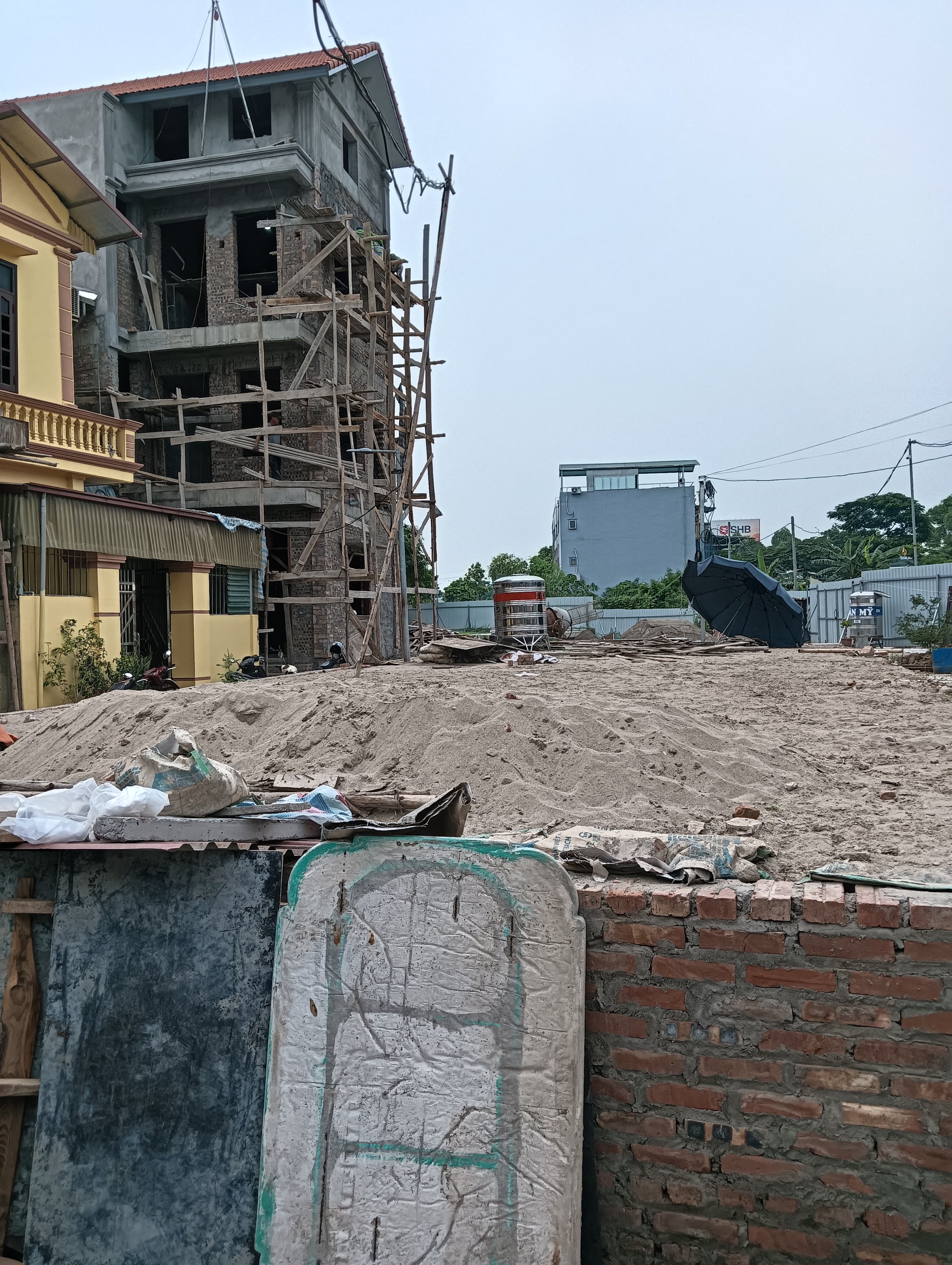 Nhà đất mặt phố, Long Biên, Hà Nội - 173m² giá 28 tỷ