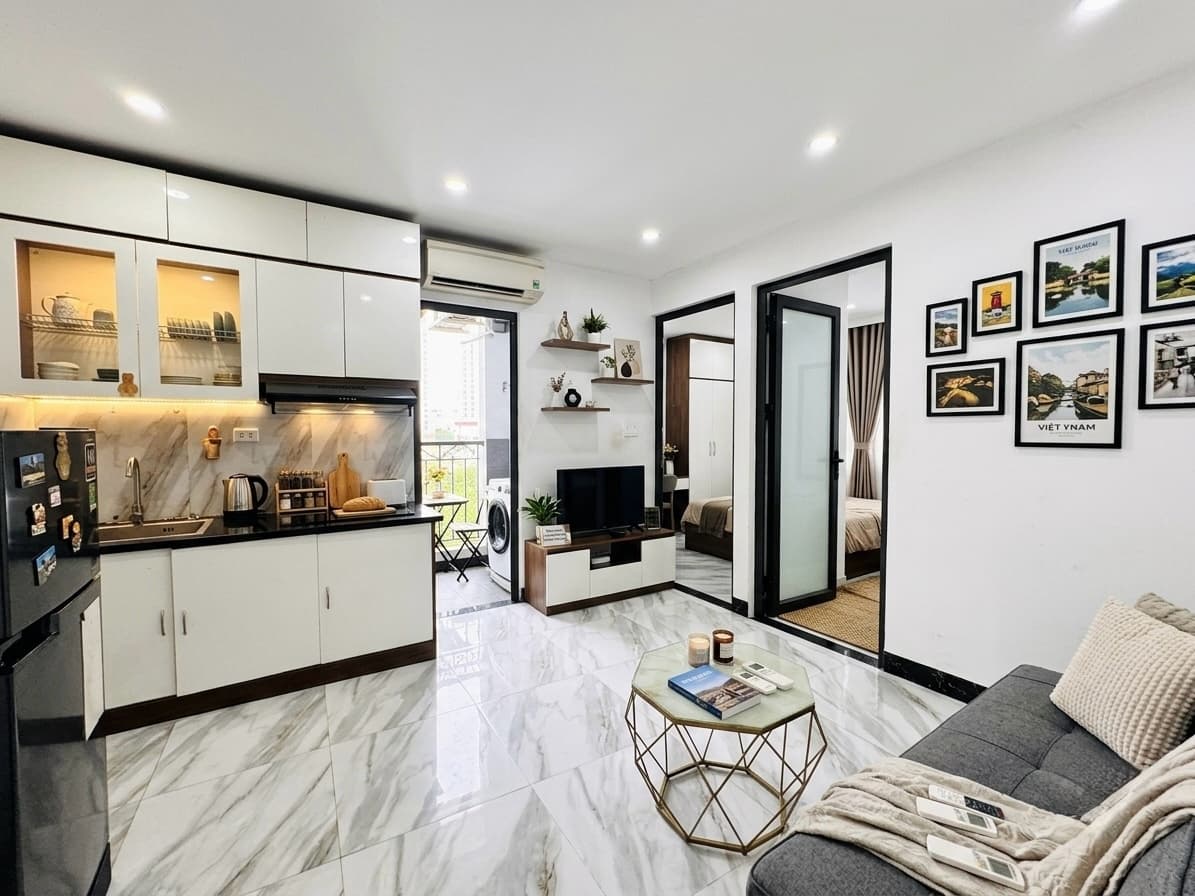 Nhà đất mặt phố, Cầu Giấy, Hà Nội - 135m² giá 39.5 tỷ