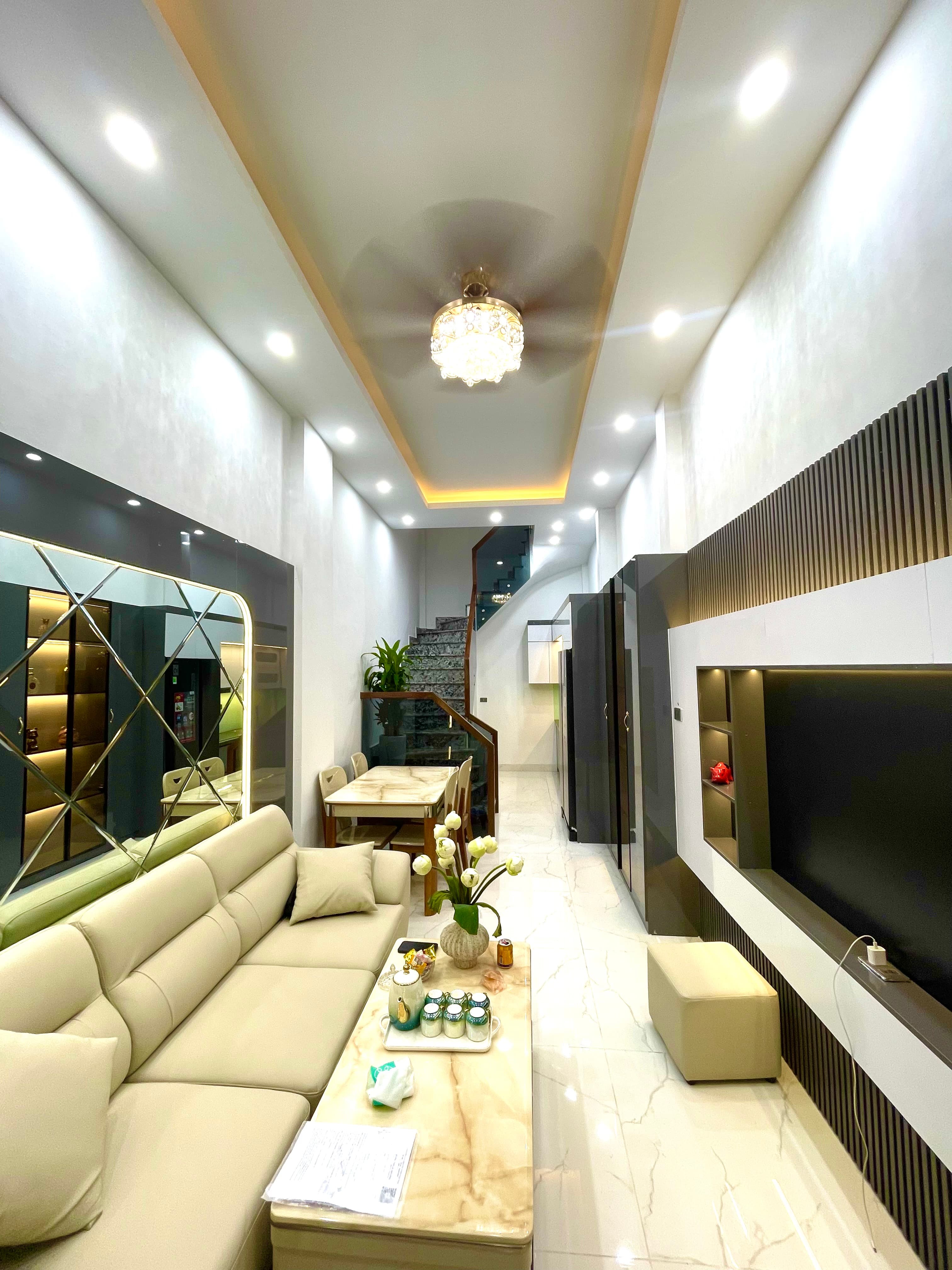 Nhà đất mặt phố, Hai Bà Trưng, Hà Nội - 27m² giá 11.75 tỷ