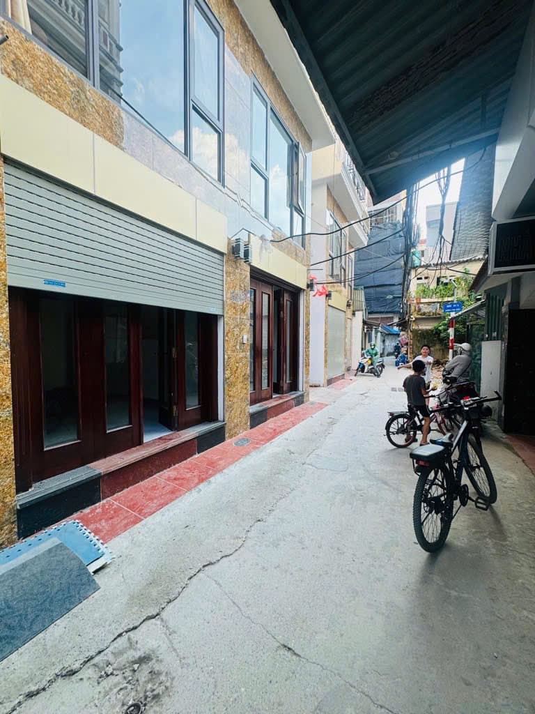 Nhà đất mặt phố, Bắc Từ Liêm, Hà Nội - 39m² giá 9.9 tỷ