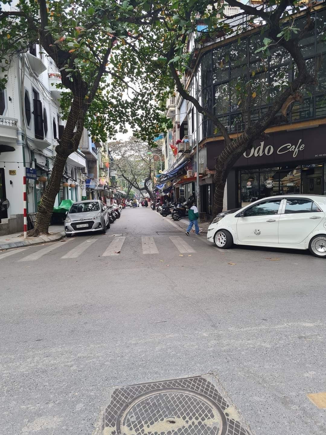 Nhà đất mặt phố, Hai Bà Trưng, Hà Nội - 22m² giá 9.5 tỷ