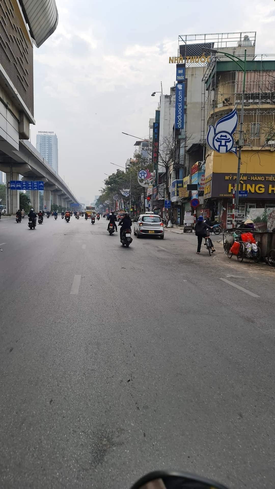Nhà đất mặt phố, Thanh Xuân, Hà Nội - 31m² giá 27 tỷ